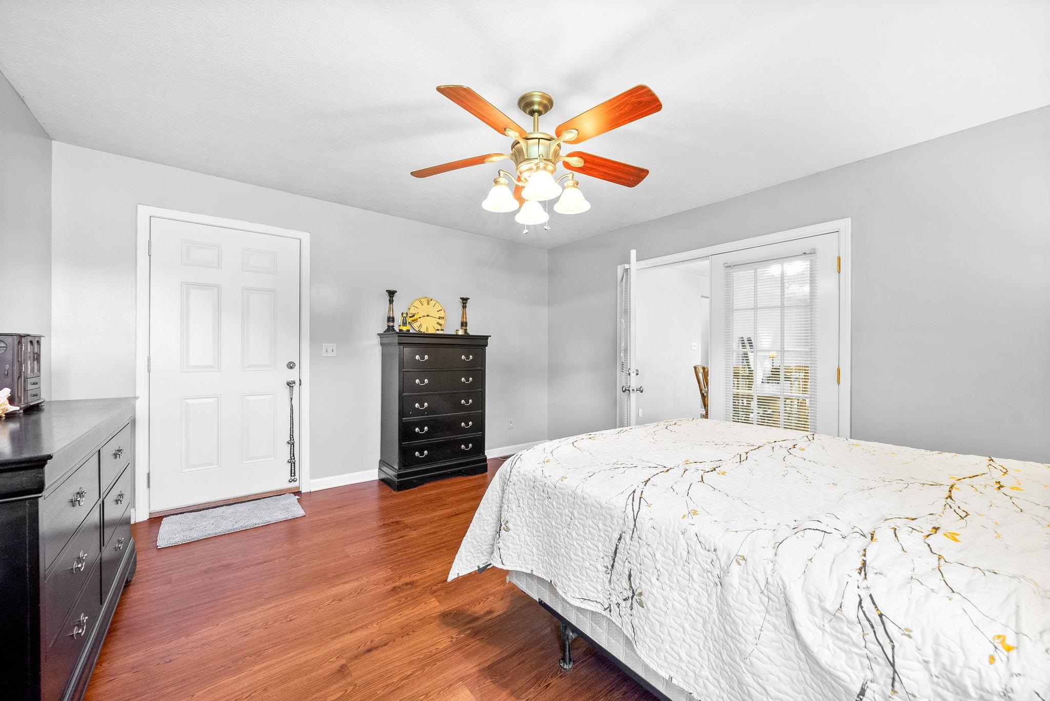 705 Pineridge Drive, Hopkinsville, Kentucky 42240, 4 Bedrooms Bedrooms, ,2 BathroomsBathrooms,Single Family Residence,For Sale,Pineridge Drive,92194