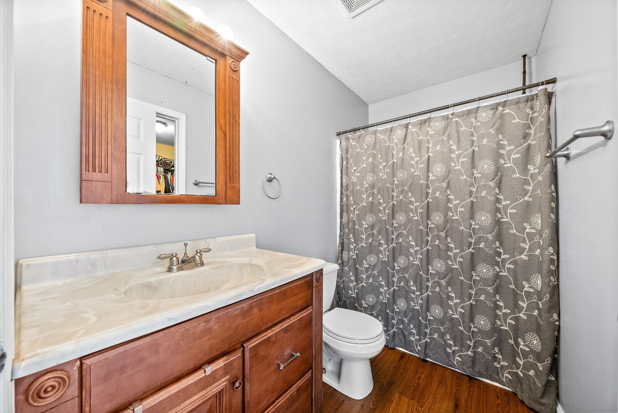 705 Pineridge Drive, Hopkinsville, Kentucky 42240, 4 Bedrooms Bedrooms, ,2 BathroomsBathrooms,Single Family Residence,For Sale,Pineridge Drive,92194