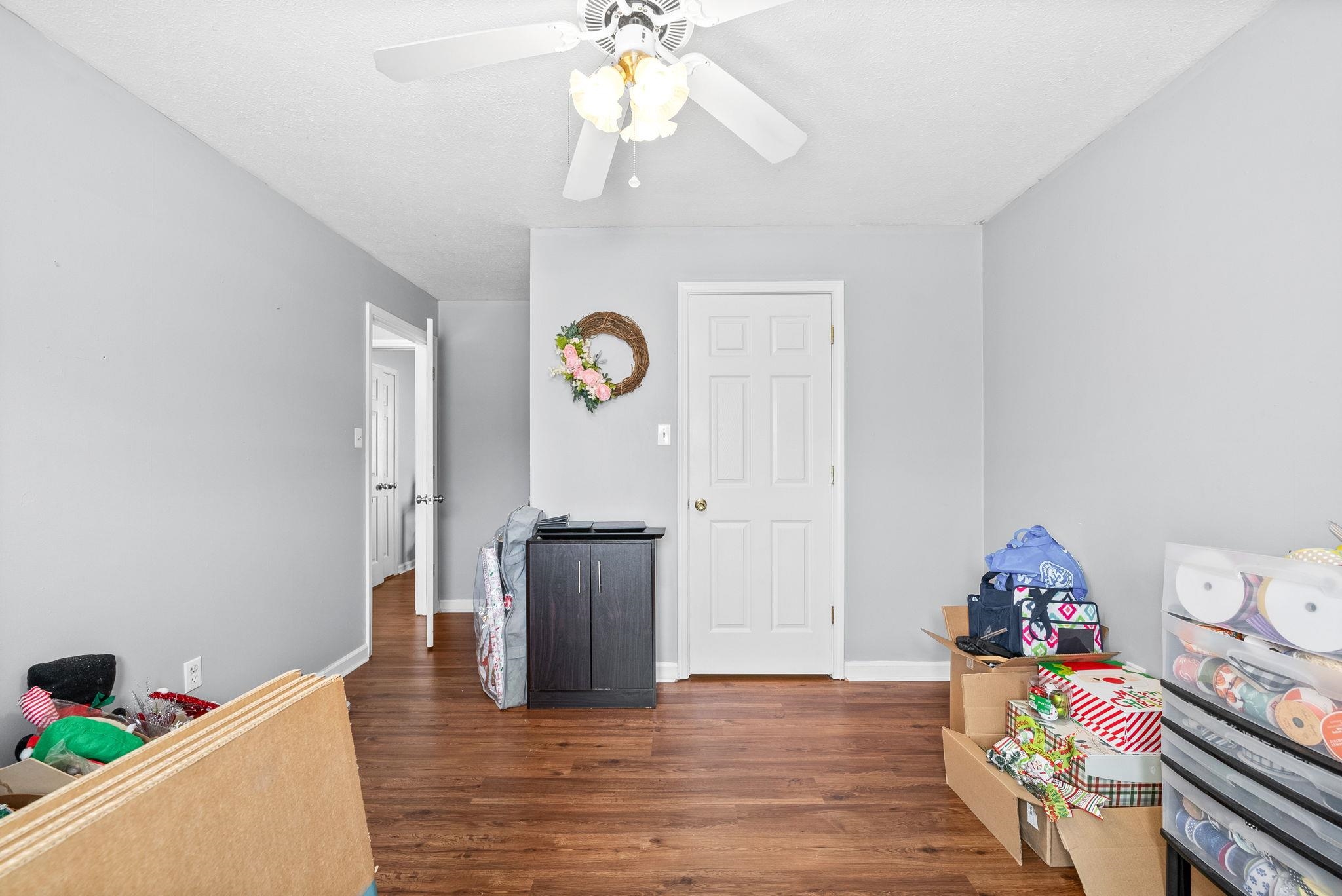 705 Pineridge Drive, Hopkinsville, Kentucky 42240, 4 Bedrooms Bedrooms, ,2 BathroomsBathrooms,Single Family Residence,For Sale,Pineridge Drive,92194