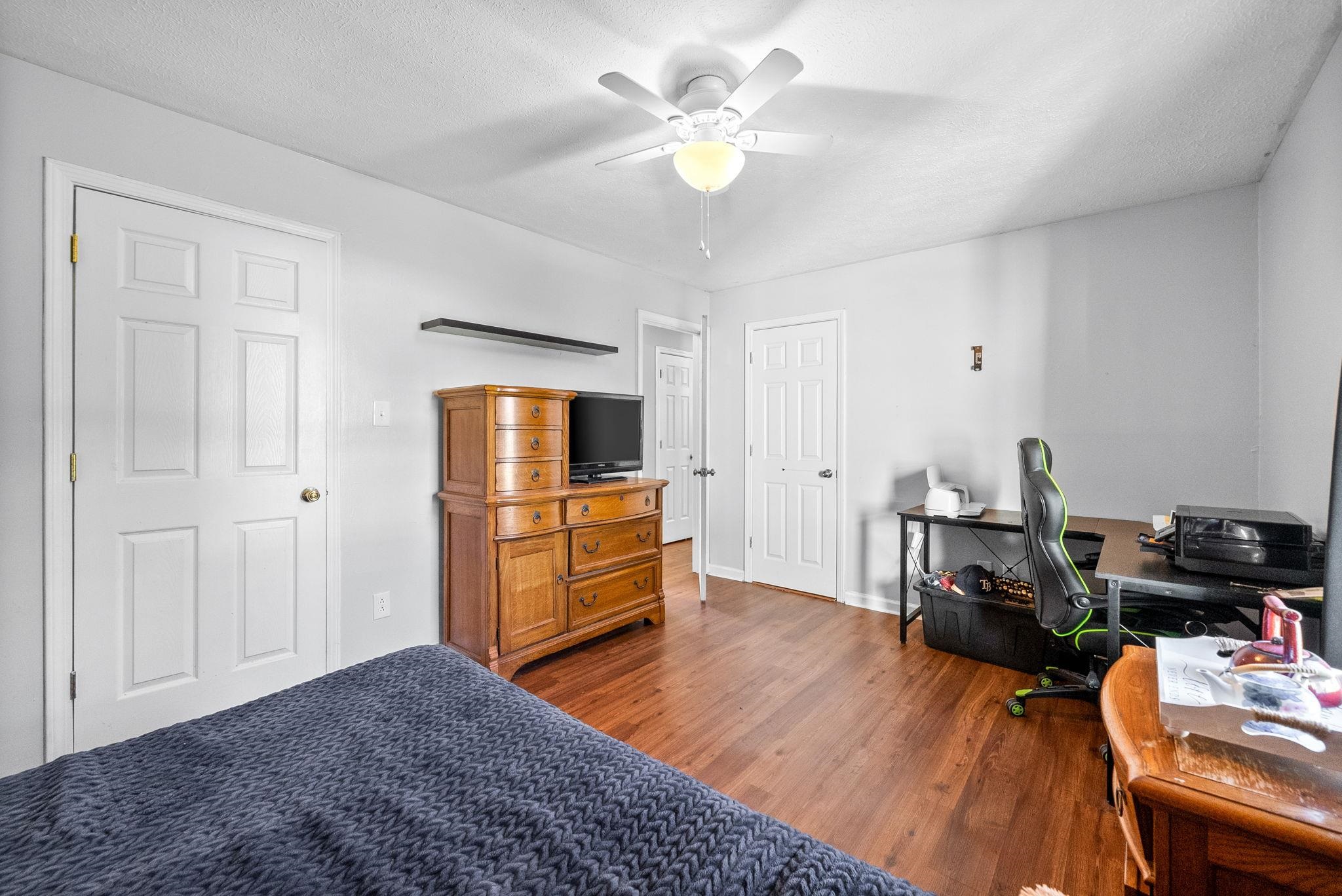 705 Pineridge Drive, Hopkinsville, Kentucky 42240, 4 Bedrooms Bedrooms, ,2 BathroomsBathrooms,Single Family Residence,For Sale,Pineridge Drive,92194
