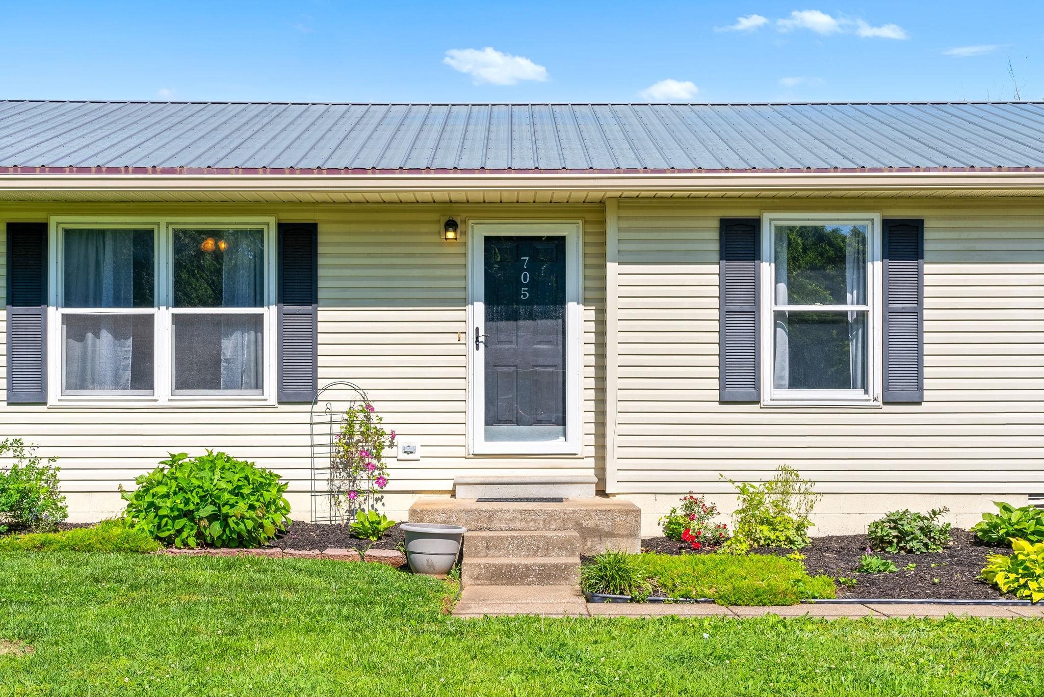 705 Pineridge Drive, Hopkinsville, Kentucky 42240, 4 Bedrooms Bedrooms, ,2 BathroomsBathrooms,Single Family Residence,For Sale,Pineridge Drive,92194
