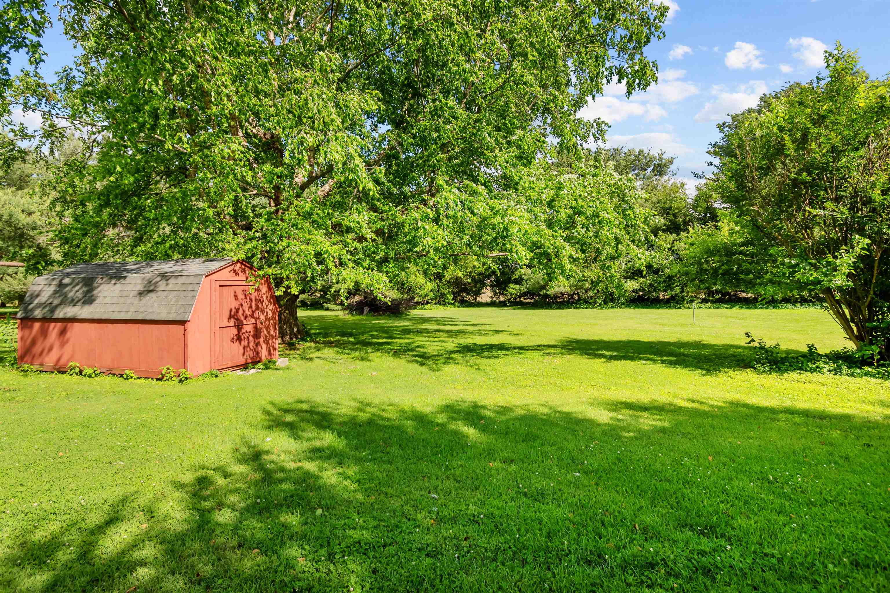 1639 Daniels Ln, Owensboro, Kentucky 42303, 3 Bedrooms Bedrooms, ,2 BathroomsBathrooms,Single Family Residence,For Sale,Daniels Ln,92201