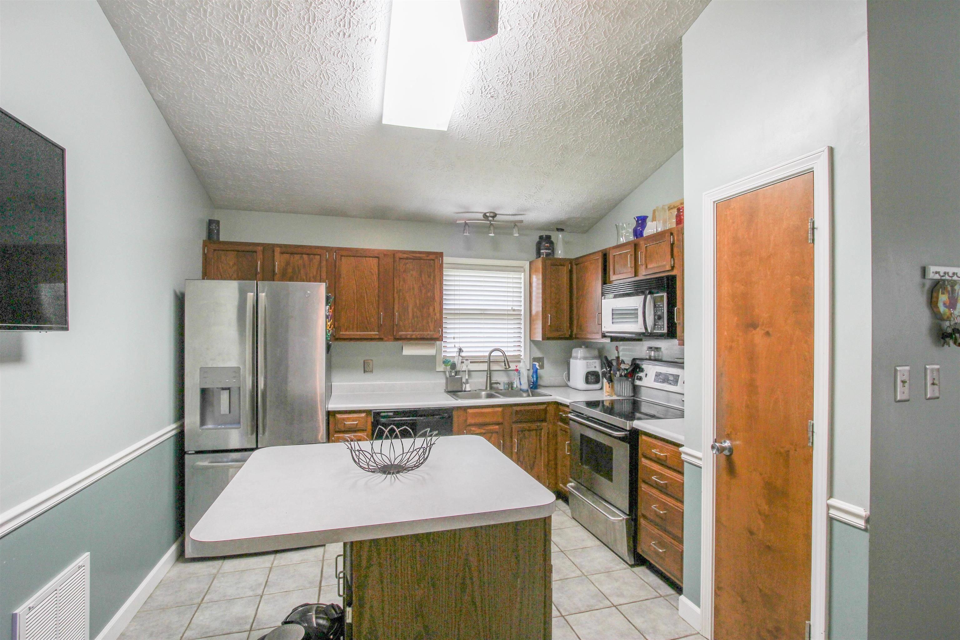 3635 Forward Pass, Owensboro, Kentucky 42303, 3 Bedrooms Bedrooms, ,2 BathroomsBathrooms,Single Family Residence,For Sale,Forward Pass,92202