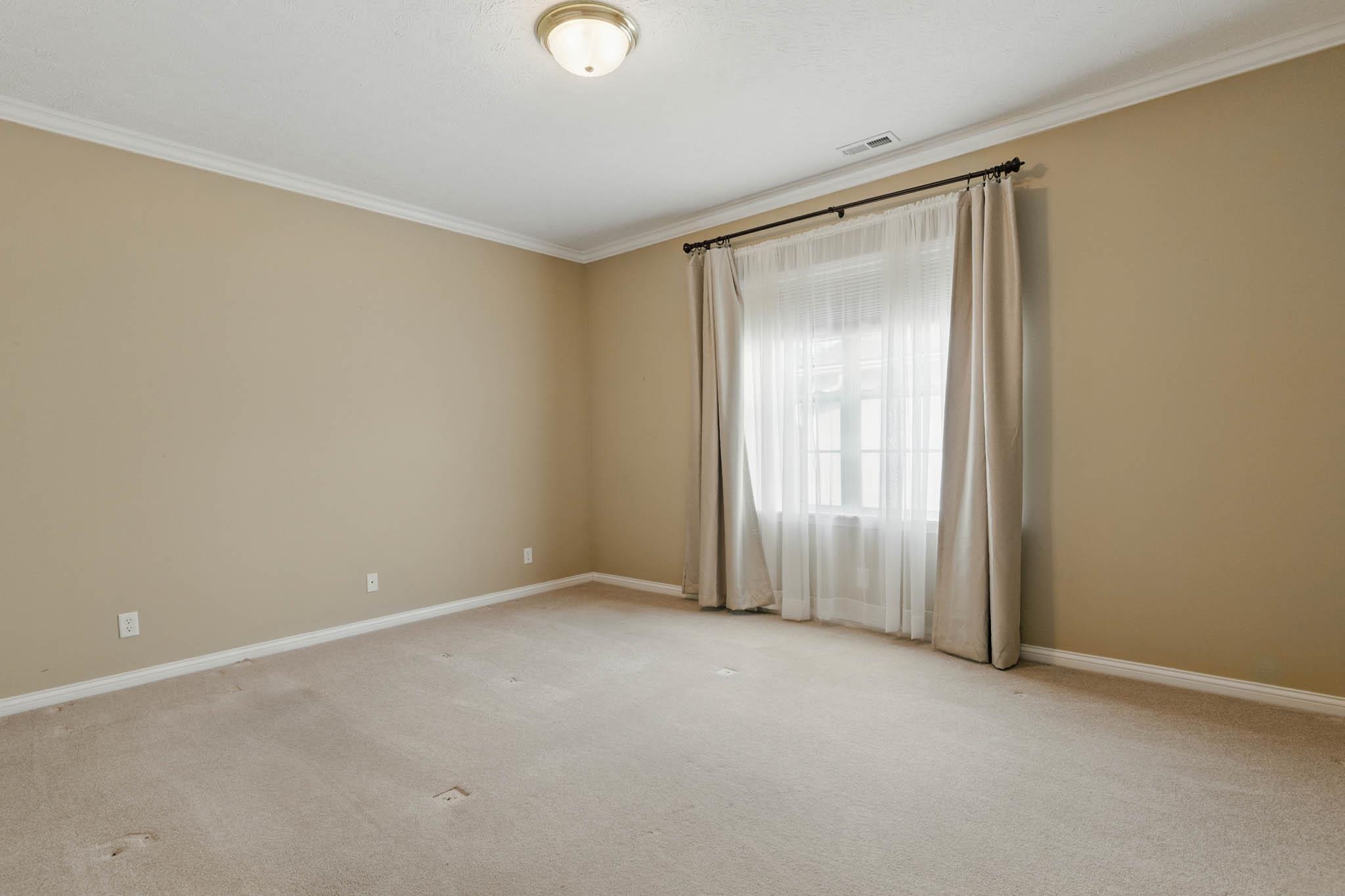 2811 Avenue of the Parks, Owensboro, Kentucky 42303, 3 Bedrooms Bedrooms, ,2 BathroomsBathrooms,Single Family Residence,For Sale,Avenue of the Parks,92203
