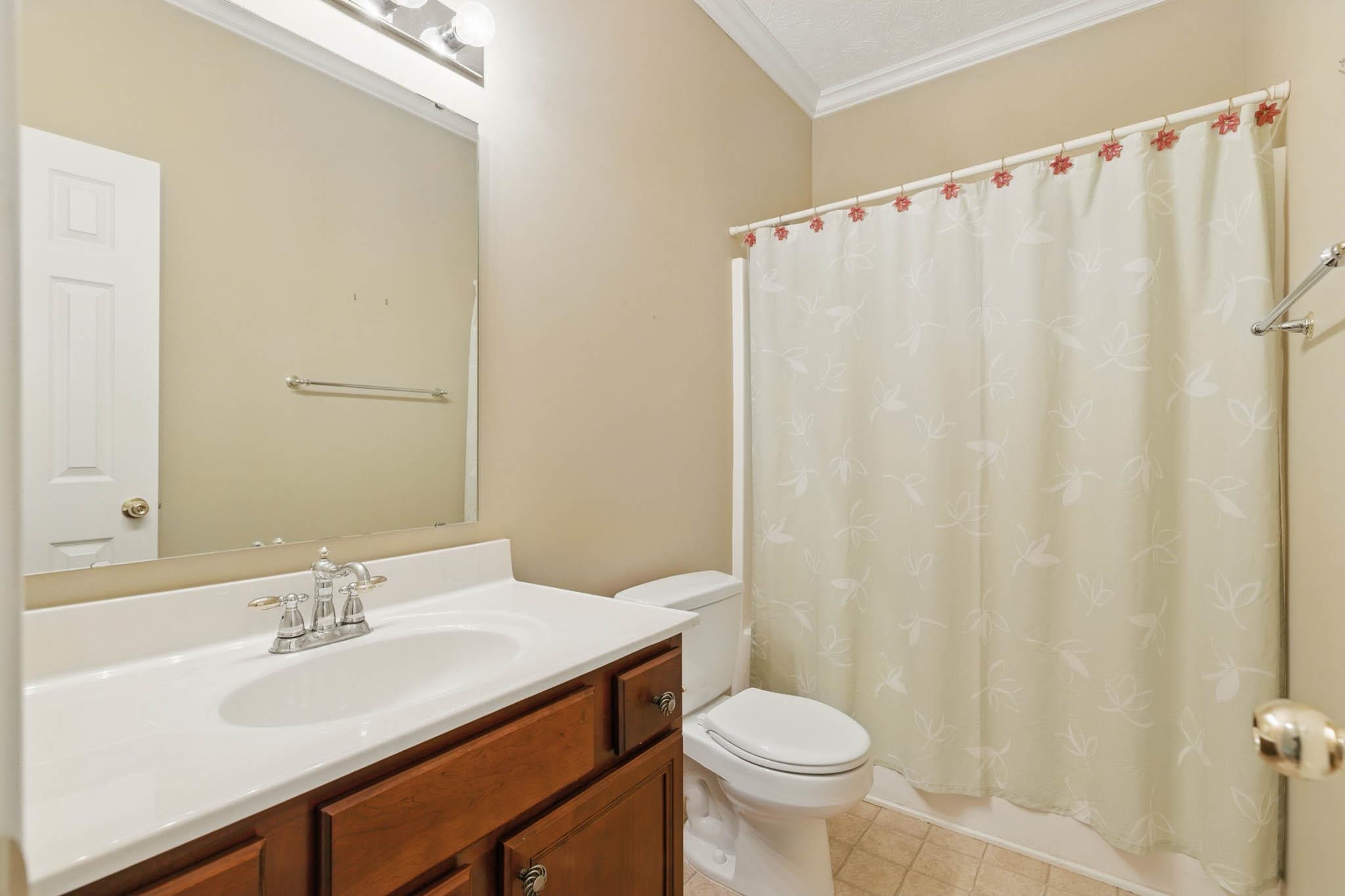 2811 Avenue of the Parks, Owensboro, Kentucky 42303, 3 Bedrooms Bedrooms, ,2 BathroomsBathrooms,Single Family Residence,For Sale,Avenue of the Parks,92203