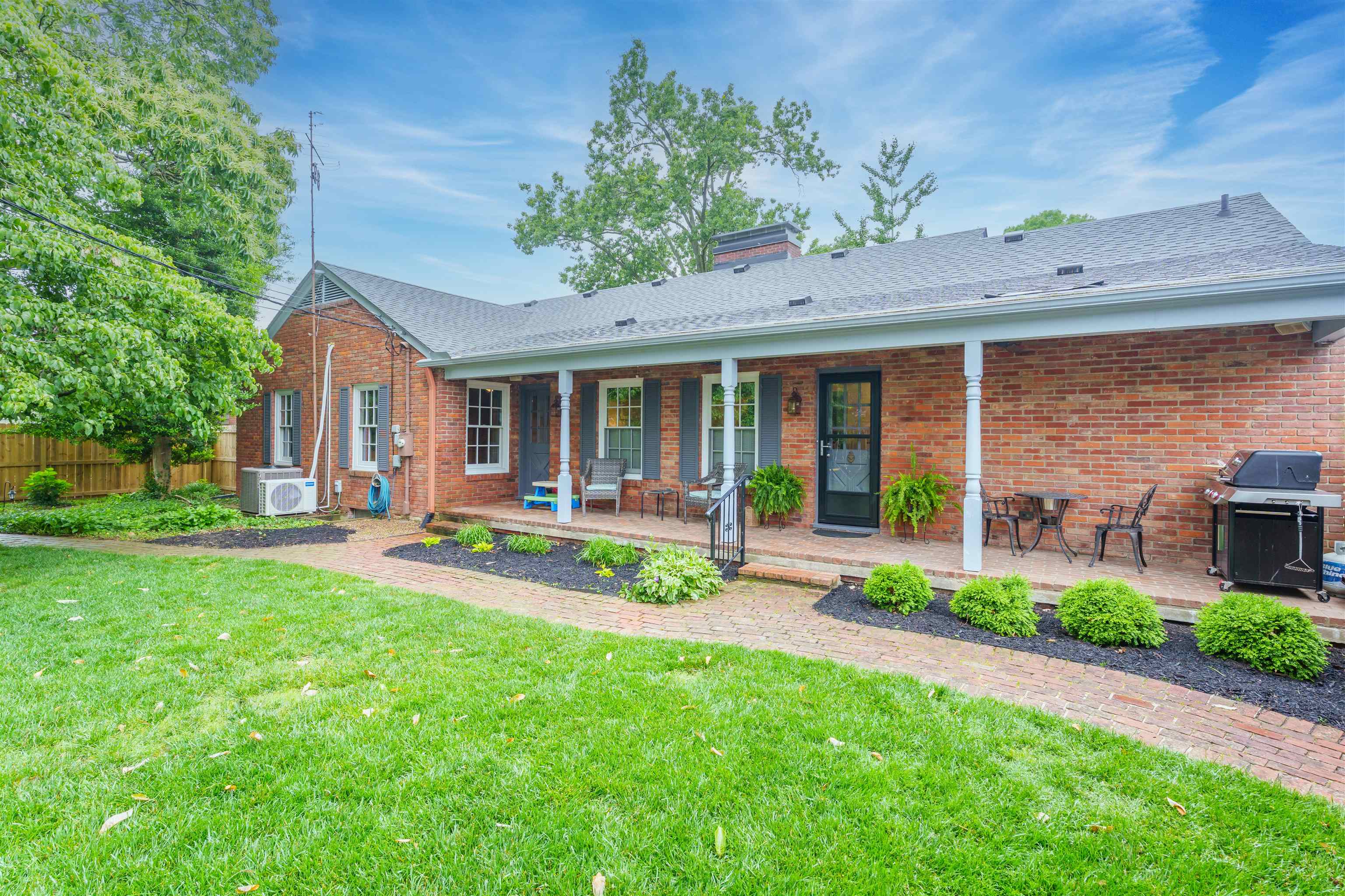 1919 Eaton Ave, Owensboro, Kentucky 42301, 4 Bedrooms Bedrooms, ,3 BathroomsBathrooms,Single Family Residence,For Sale,Eaton Ave,92205