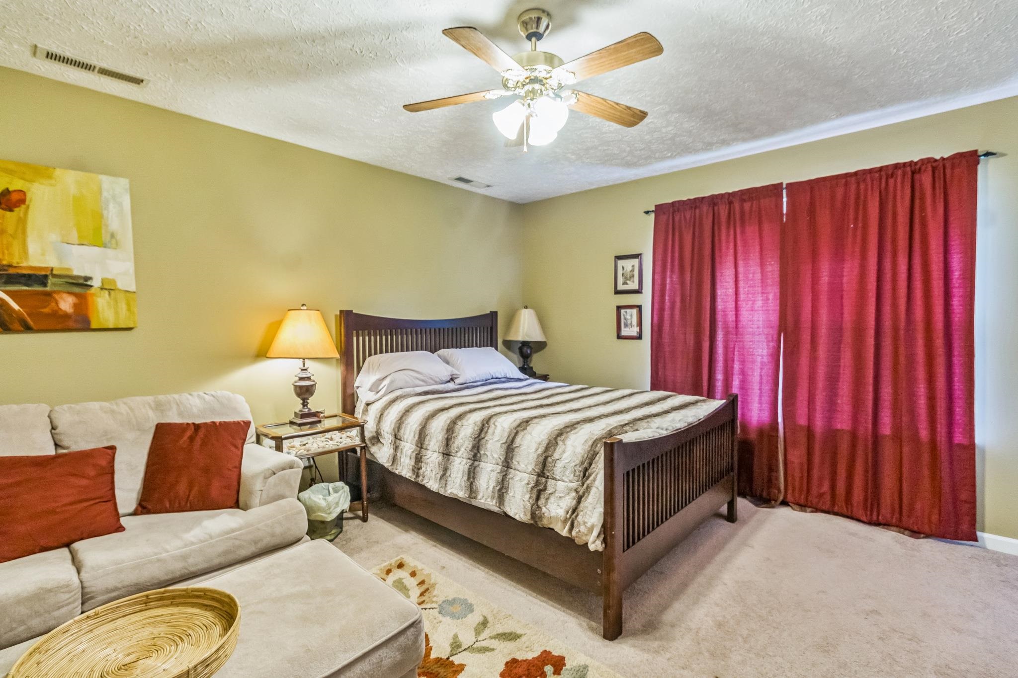 249 Turkey Run, Bowling Green, Kentucky 42101, 3 Bedrooms Bedrooms, ,2 BathroomsBathrooms,Single Family Residence,For Sale,Turkey Run,92233