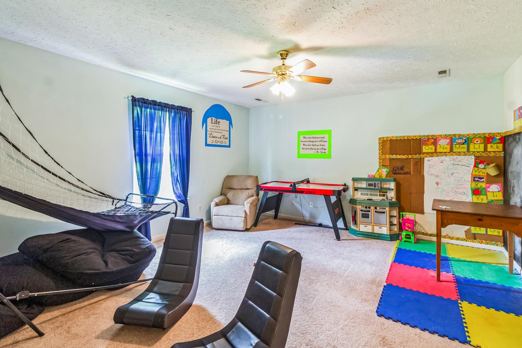249 Turkey Run, Bowling Green, Kentucky 42101, 3 Bedrooms Bedrooms, ,2 BathroomsBathrooms,Single Family Residence,For Sale,Turkey Run,92233