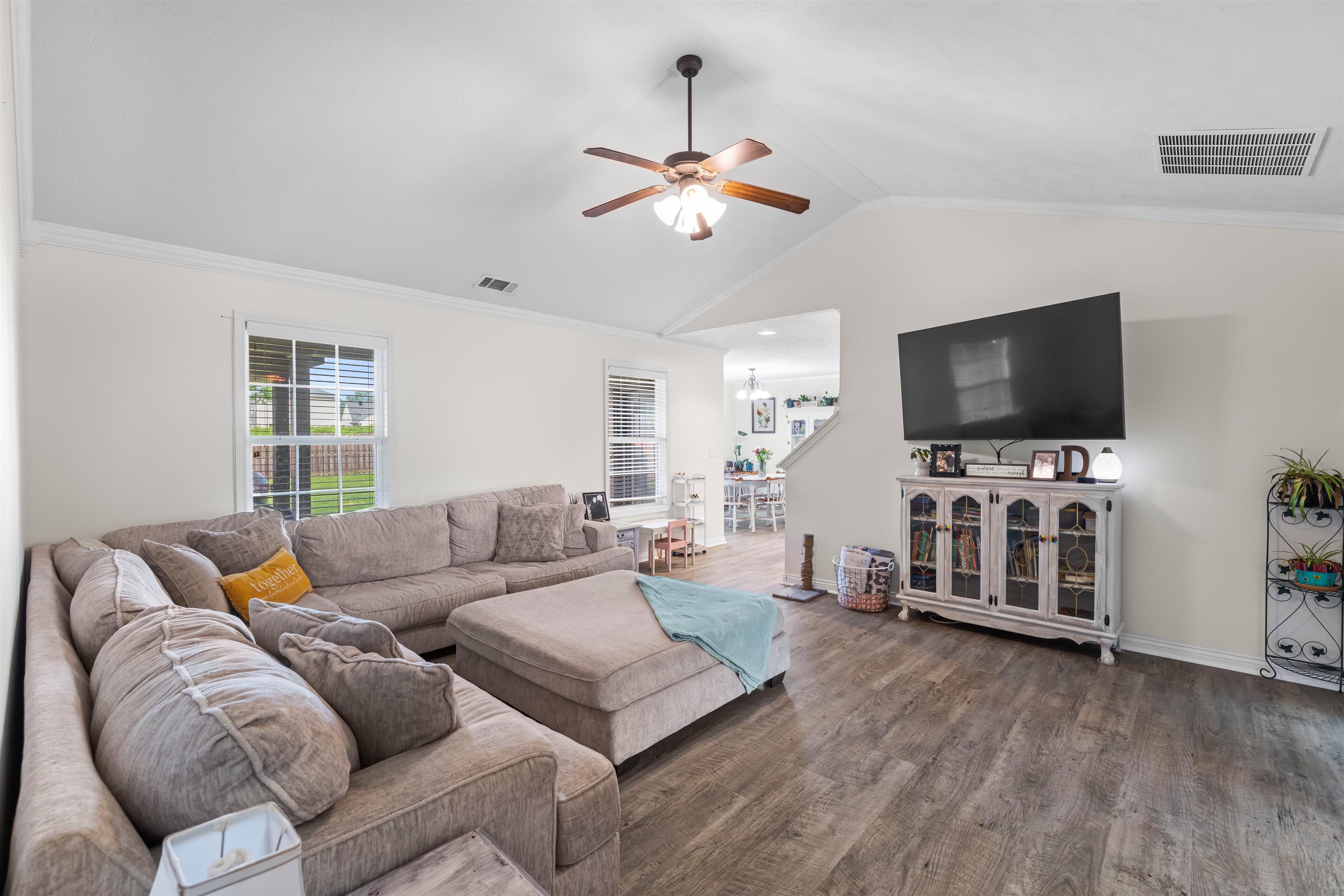 2954 Avenue of the Parks, Owensboro, Kentucky 42303, 3 Bedrooms Bedrooms, ,2 BathroomsBathrooms,Single Family Residence,For Sale,Avenue of the Parks,92235