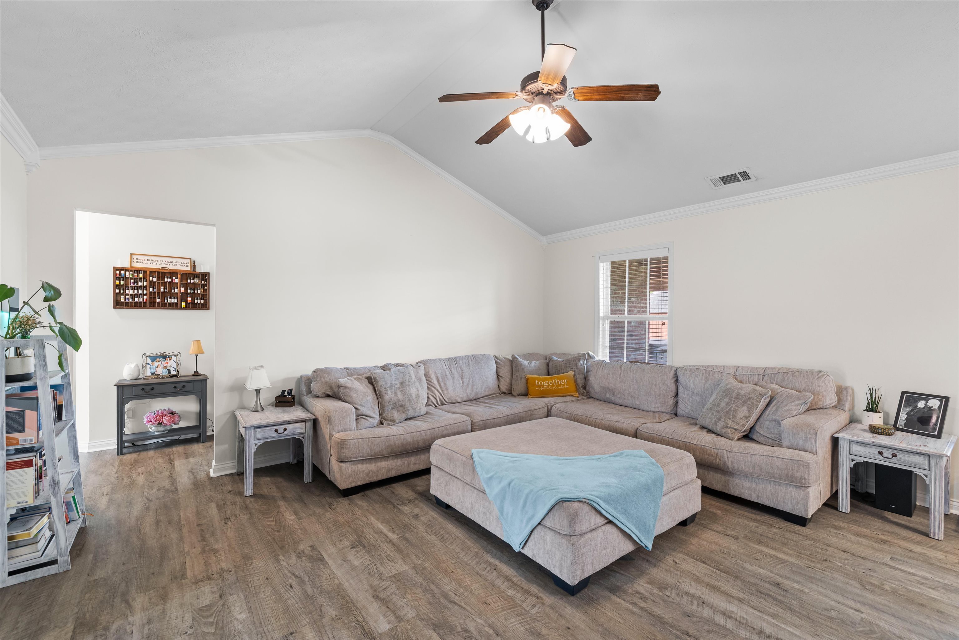 2954 Avenue of the Parks, Owensboro, Kentucky 42303, 3 Bedrooms Bedrooms, ,2 BathroomsBathrooms,Single Family Residence,For Sale,Avenue of the Parks,92235