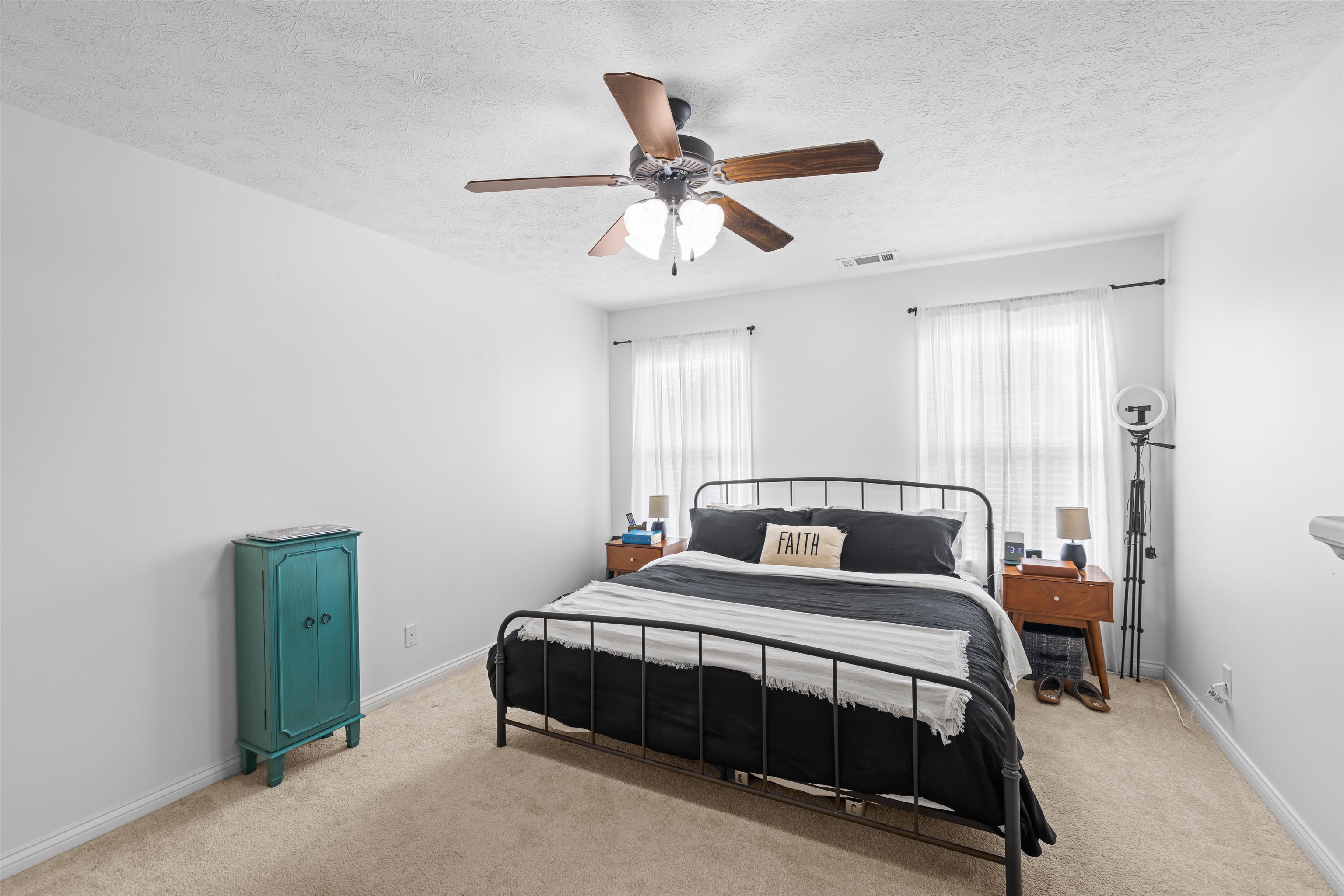 2954 Avenue of the Parks, Owensboro, Kentucky 42303, 3 Bedrooms Bedrooms, ,2 BathroomsBathrooms,Single Family Residence,For Sale,Avenue of the Parks,92235