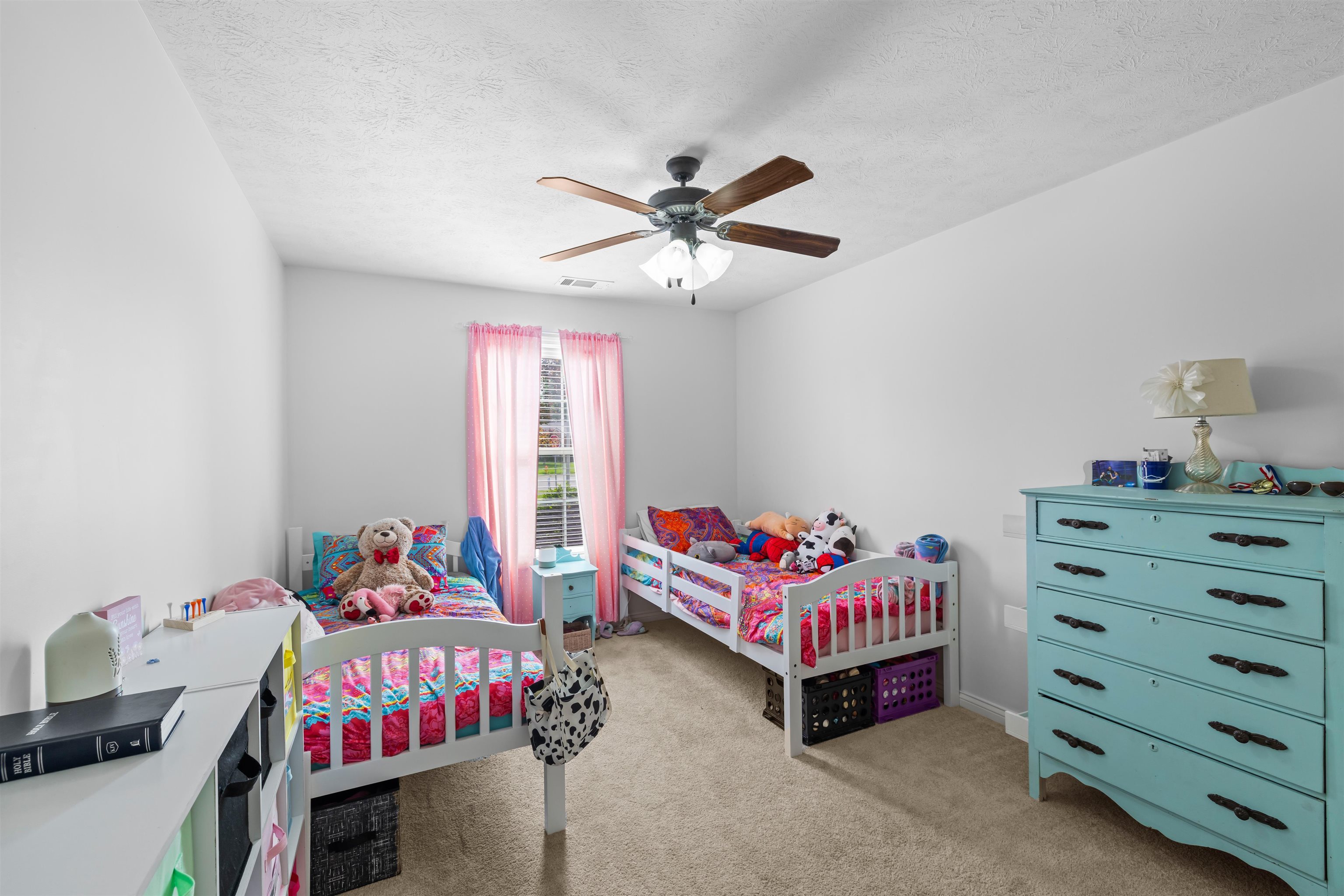 2954 Avenue of the Parks, Owensboro, Kentucky 42303, 3 Bedrooms Bedrooms, ,2 BathroomsBathrooms,Single Family Residence,For Sale,Avenue of the Parks,92235