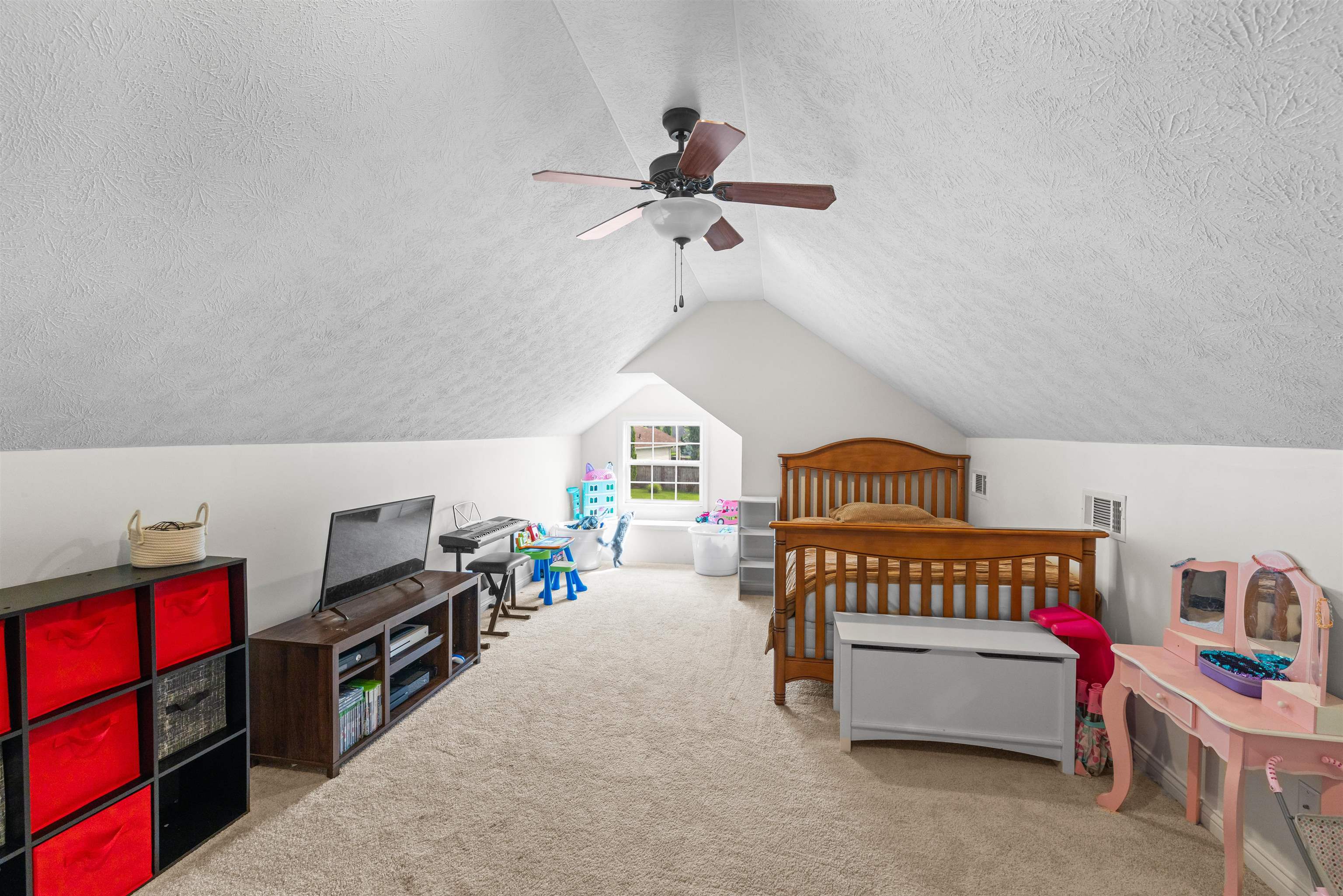 2954 Avenue of the Parks, Owensboro, Kentucky 42303, 3 Bedrooms Bedrooms, ,2 BathroomsBathrooms,Single Family Residence,For Sale,Avenue of the Parks,92235