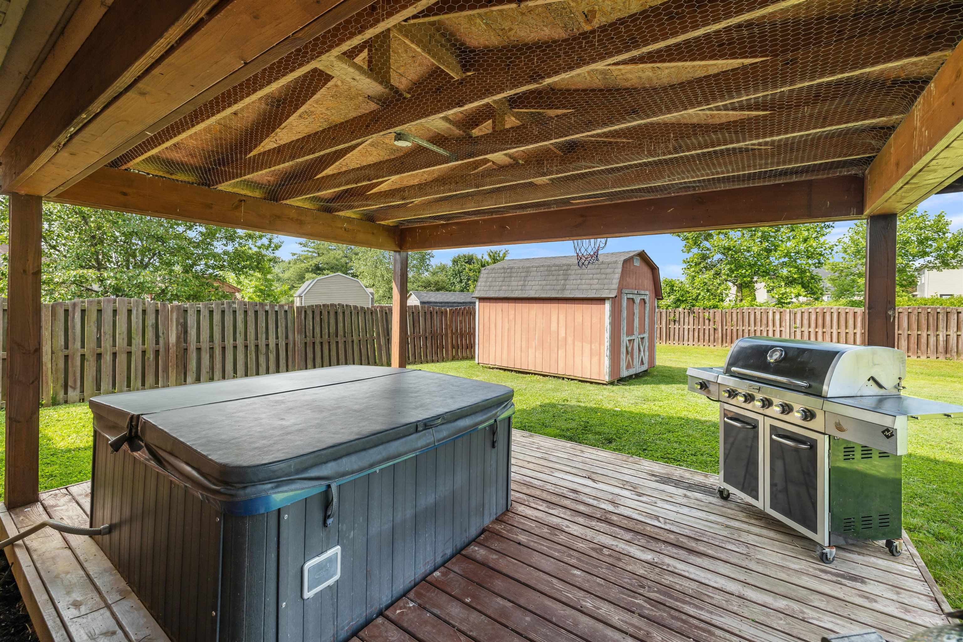 2954 Avenue of the Parks, Owensboro, Kentucky 42303, 3 Bedrooms Bedrooms, ,2 BathroomsBathrooms,Single Family Residence,For Sale,Avenue of the Parks,92235
