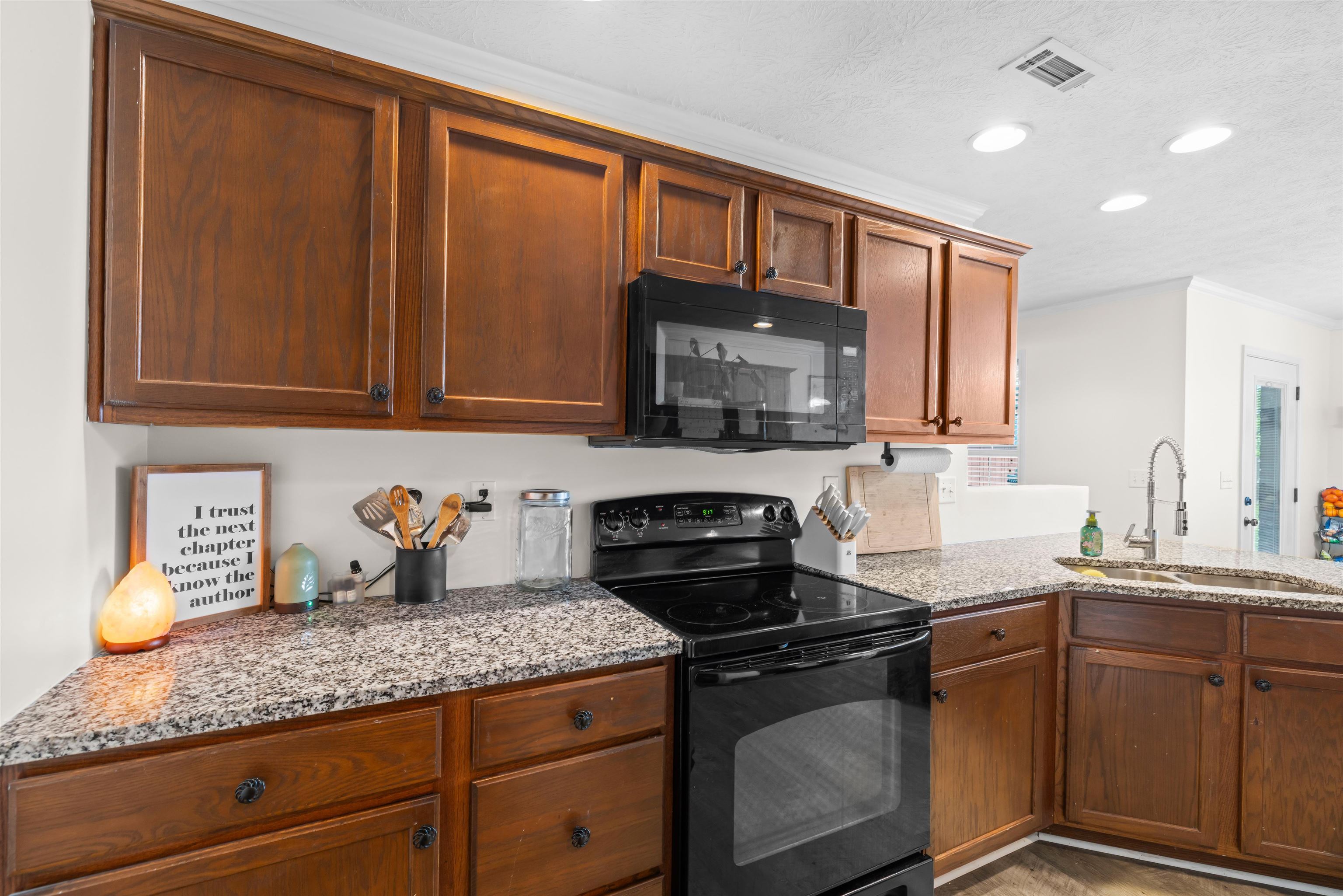 2954 Avenue of the Parks, Owensboro, Kentucky 42303, 3 Bedrooms Bedrooms, ,2 BathroomsBathrooms,Single Family Residence,For Sale,Avenue of the Parks,92235