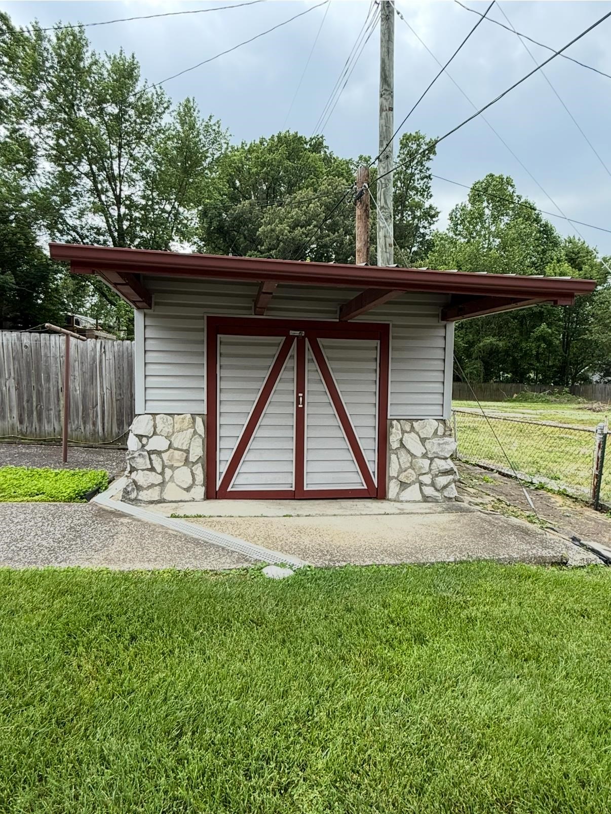 1937 Gunston Place, Owensboro, Kentucky 42303-1778, 3 Bedrooms Bedrooms, ,2 BathroomsBathrooms,Single Family Residence,For Sale,Gunston Place,92236