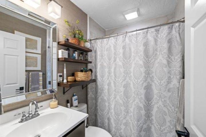 1335 D Claranette Ct, Owensboro, Kentucky 42301, 2 Bedrooms Bedrooms, ,1 BathroomBathrooms,Condominium,For Sale,Claranette Ct,92239