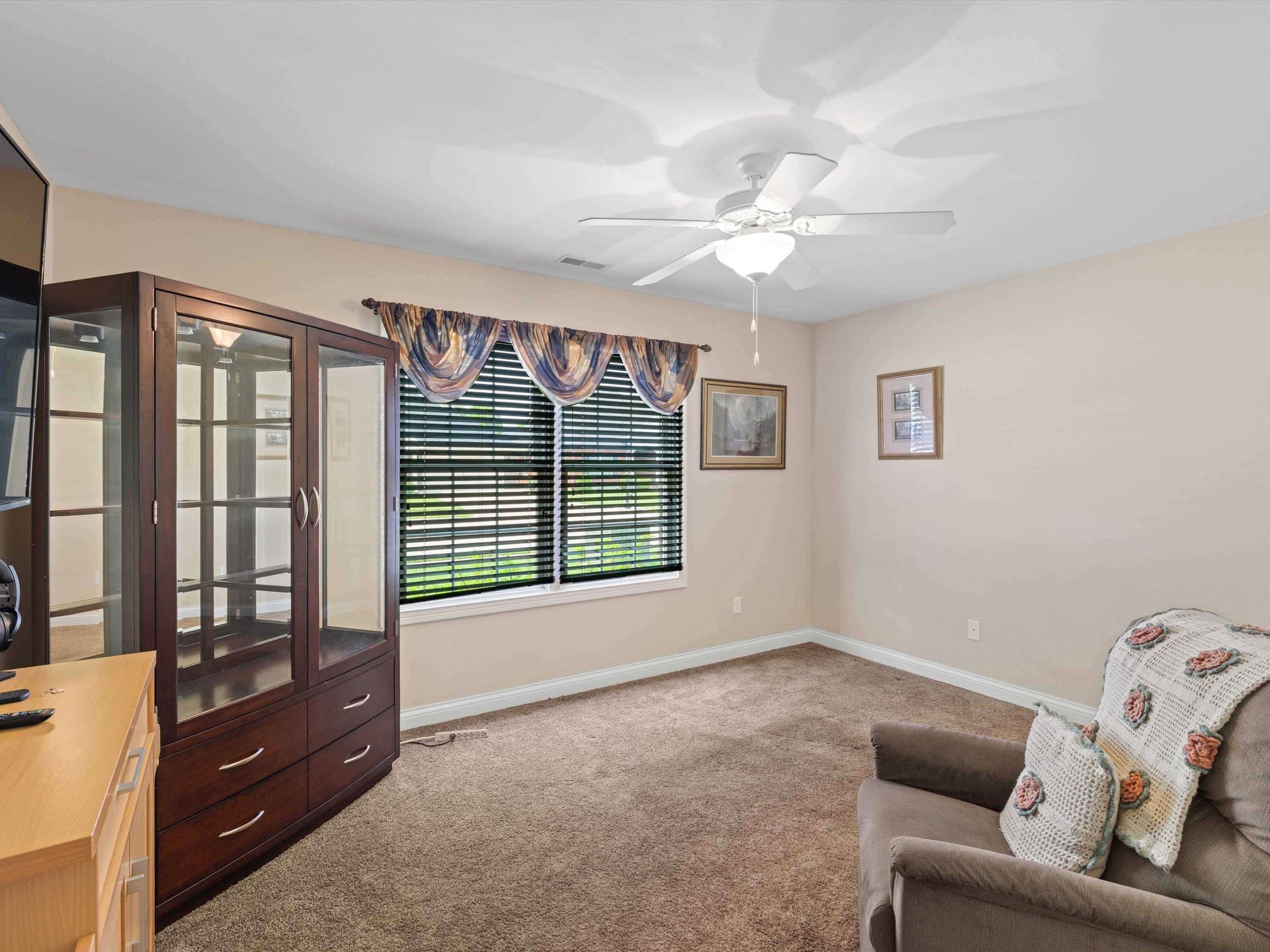 3939 Cross Creek Trail, Owensboro, Kentucky 42303, 3 Bedrooms Bedrooms, ,2 BathroomsBathrooms,Single Family Residence,For Sale,Cross Creek Trail,92244