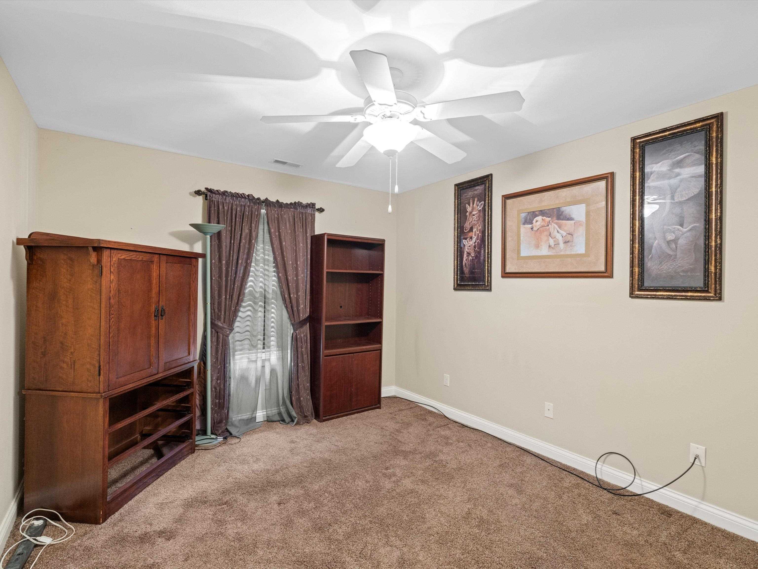 3939 Cross Creek Trail, Owensboro, Kentucky 42303, 3 Bedrooms Bedrooms, ,2 BathroomsBathrooms,Single Family Residence,For Sale,Cross Creek Trail,92244