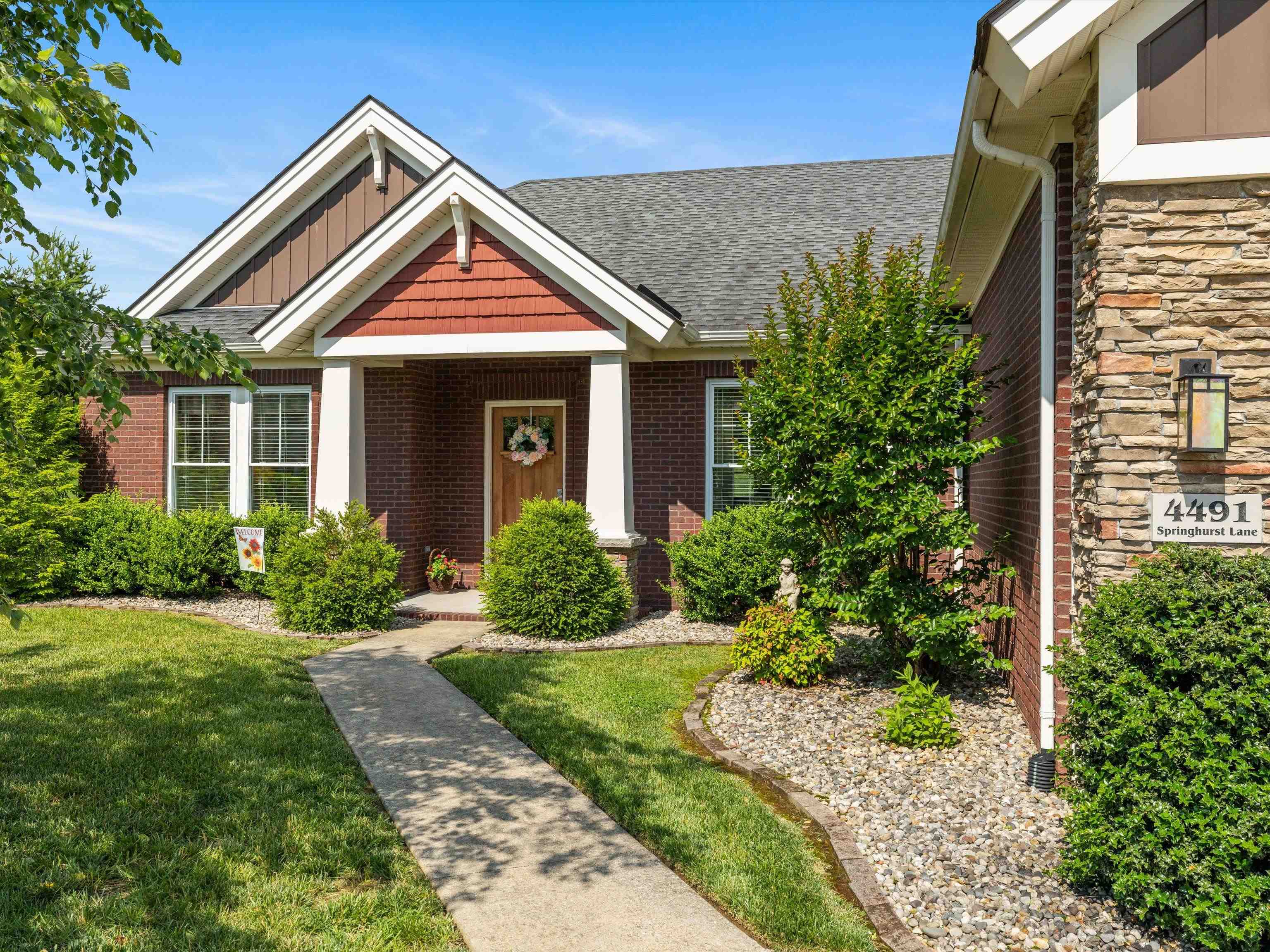 4491 Springhurst Lane, Owensboro, Kentucky 42303, 3 Bedrooms Bedrooms, ,2 BathroomsBathrooms,Single Family Residence,For Sale,Springhurst Lane,92251