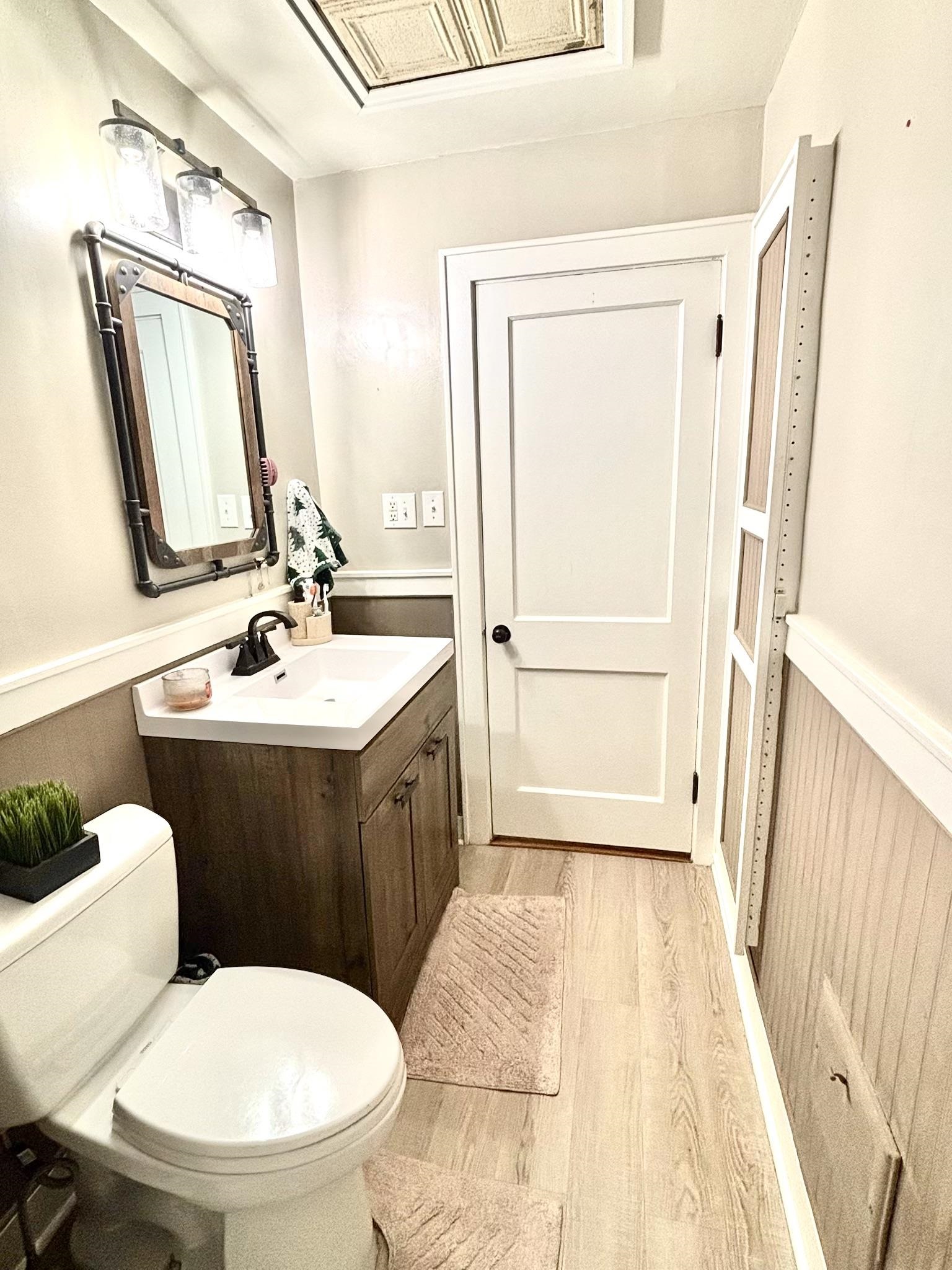 1006 19th St., Owensboro, Kentucky 42303, 4 Bedrooms Bedrooms, ,2 BathroomsBathrooms,Single Family Residence,For Sale,19th St.,92253