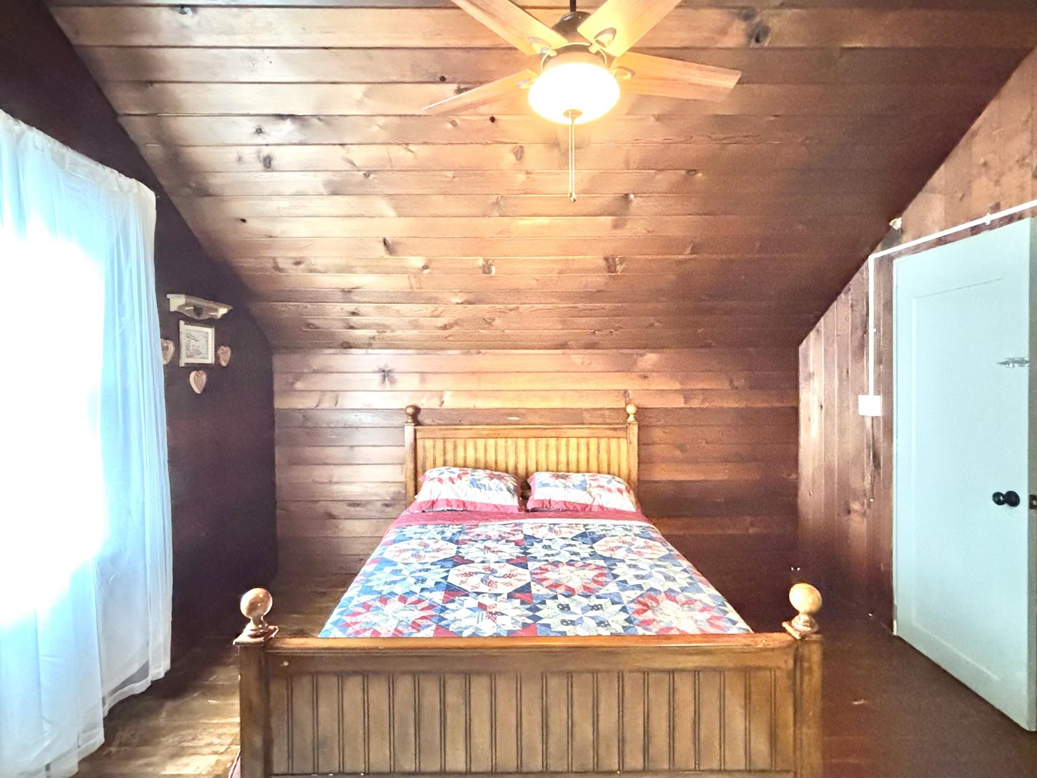 1006 19th St., Owensboro, Kentucky 42303, 4 Bedrooms Bedrooms, ,2 BathroomsBathrooms,Single Family Residence,For Sale,19th St.,92253