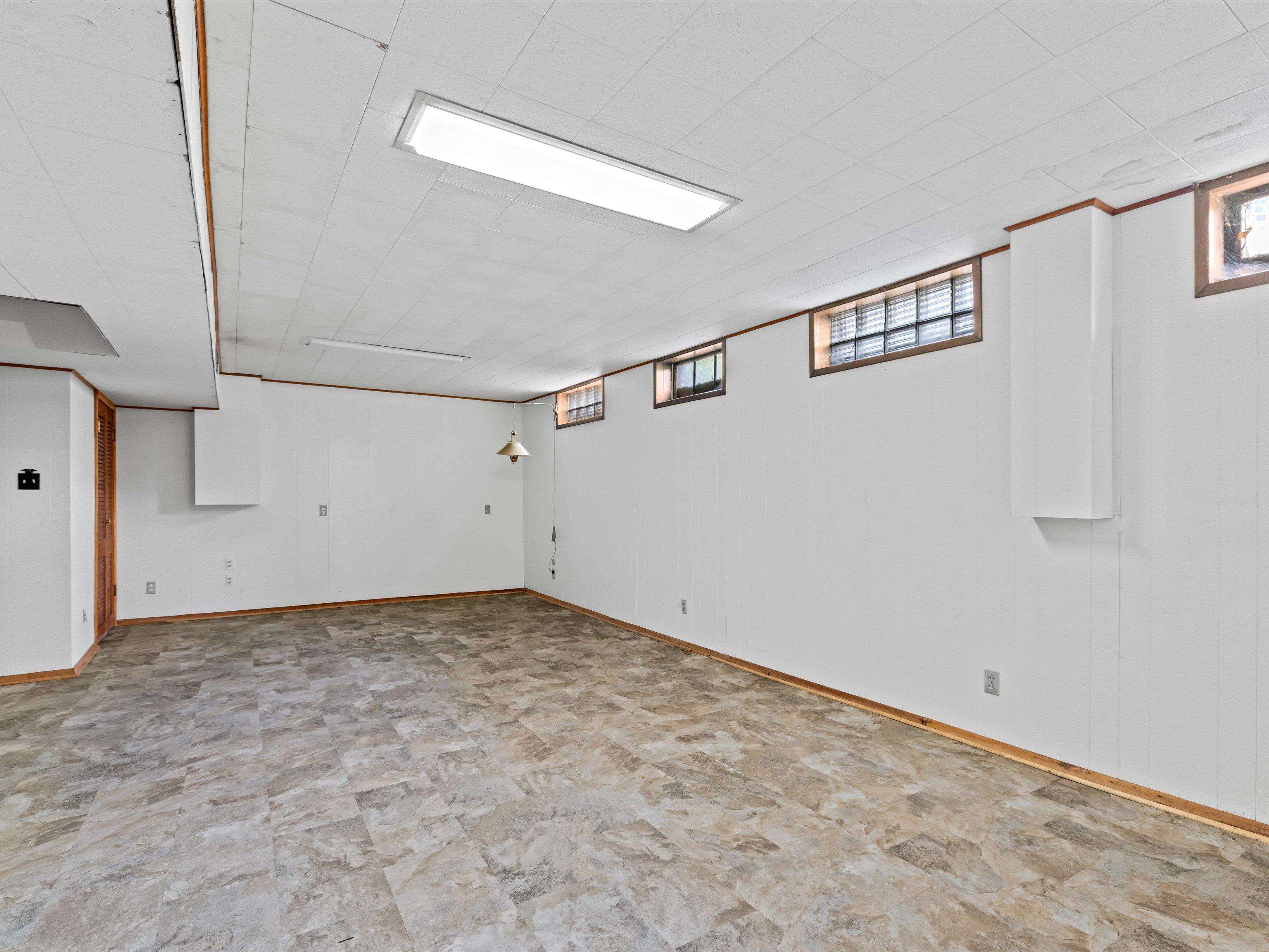 1127 Griffith Ave., Owensboro, Kentucky 42301, 4 Bedrooms Bedrooms, ,2 BathroomsBathrooms,Single Family Residence,For Sale,Griffith Ave.,92256