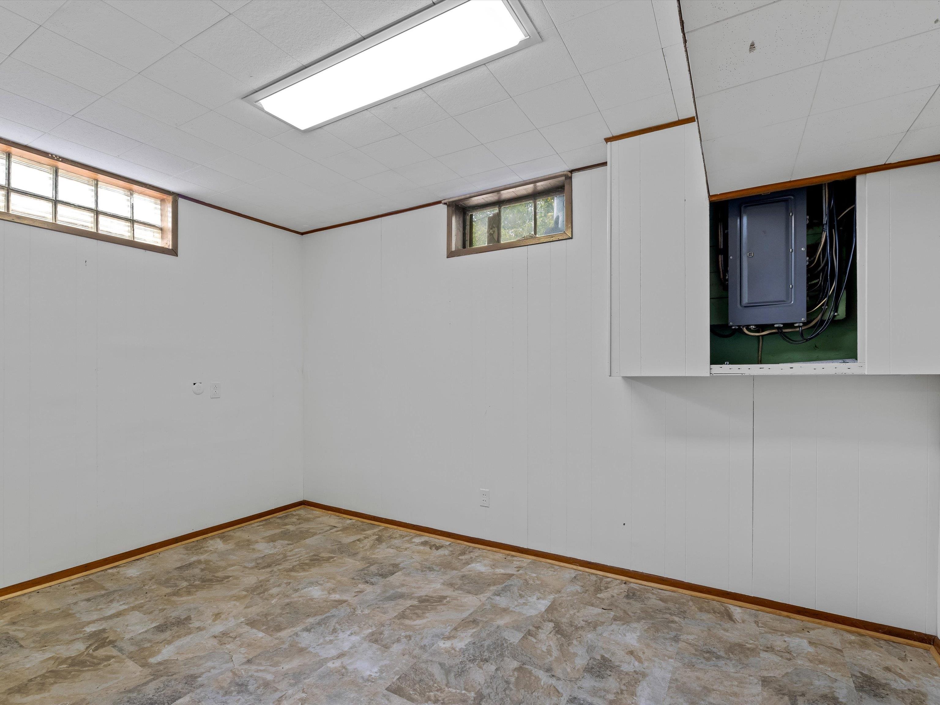 1127 Griffith Ave., Owensboro, Kentucky 42301, 4 Bedrooms Bedrooms, ,2 BathroomsBathrooms,Single Family Residence,For Sale,Griffith Ave.,92256