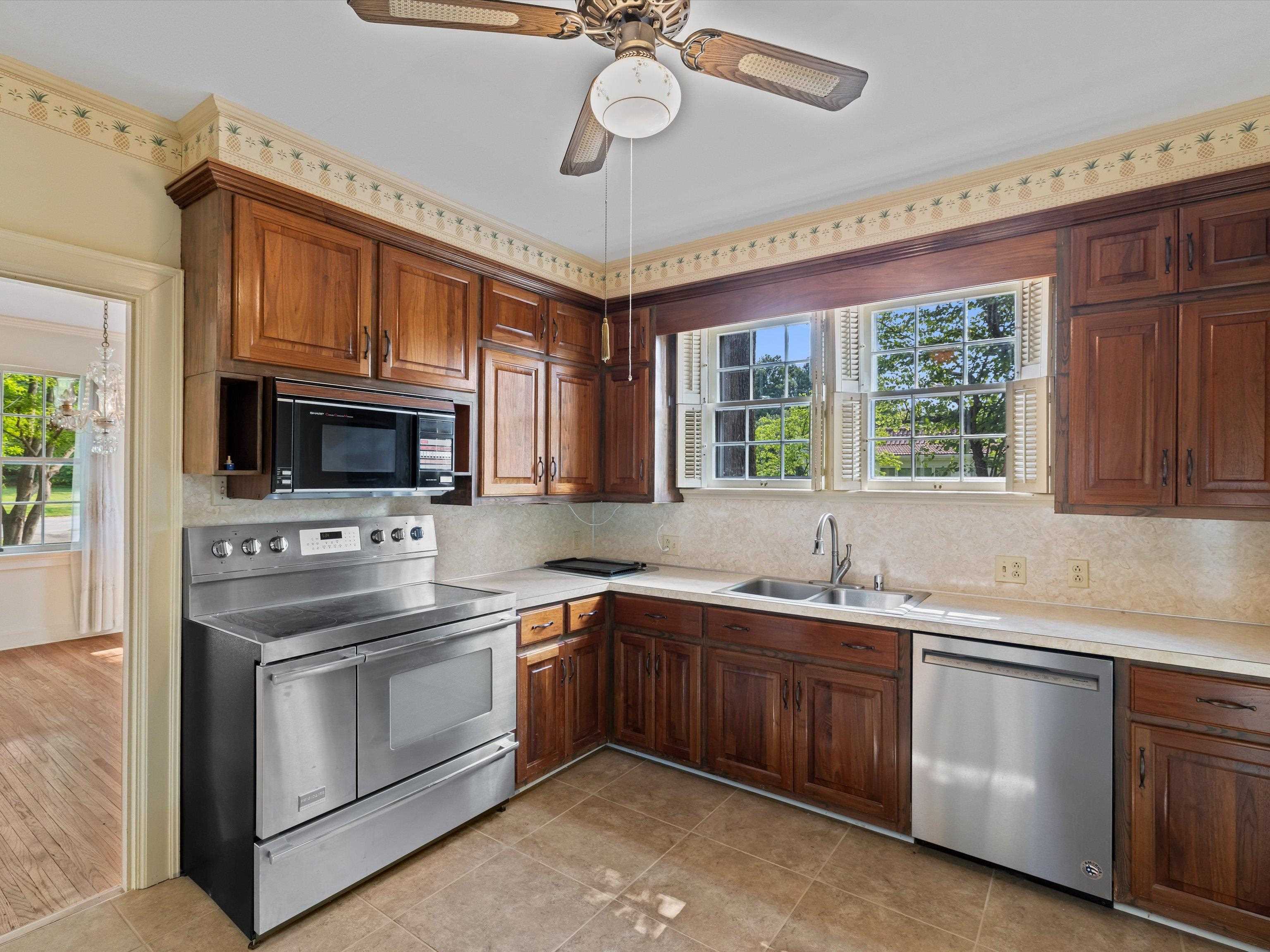 1127 Griffith Ave., Owensboro, Kentucky 42301, 4 Bedrooms Bedrooms, ,2 BathroomsBathrooms,Single Family Residence,For Sale,Griffith Ave.,92256