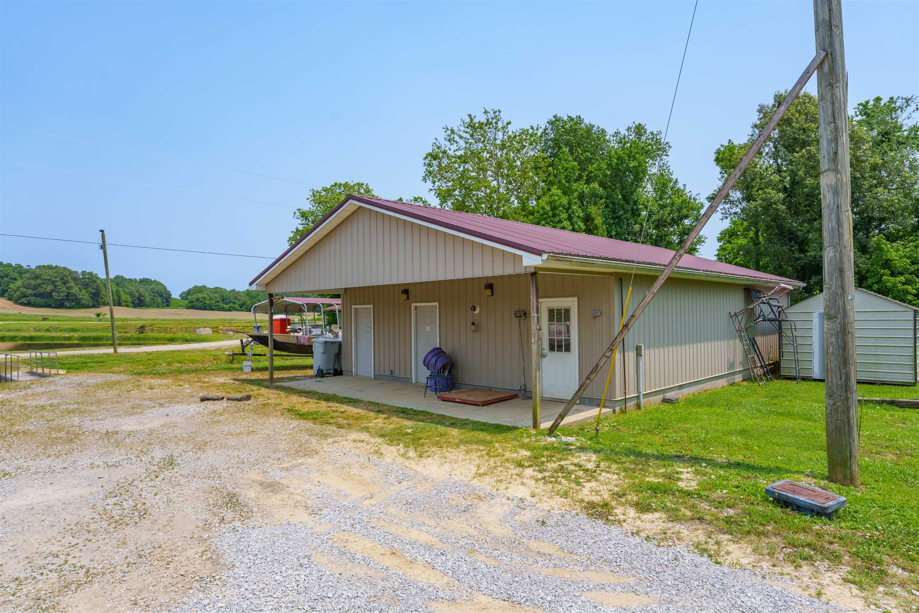 1400 Scotts Bridge Rd, Calhoun, Kentucky 42327, ,Business,For Sale,Scotts Bridge Rd,92261
