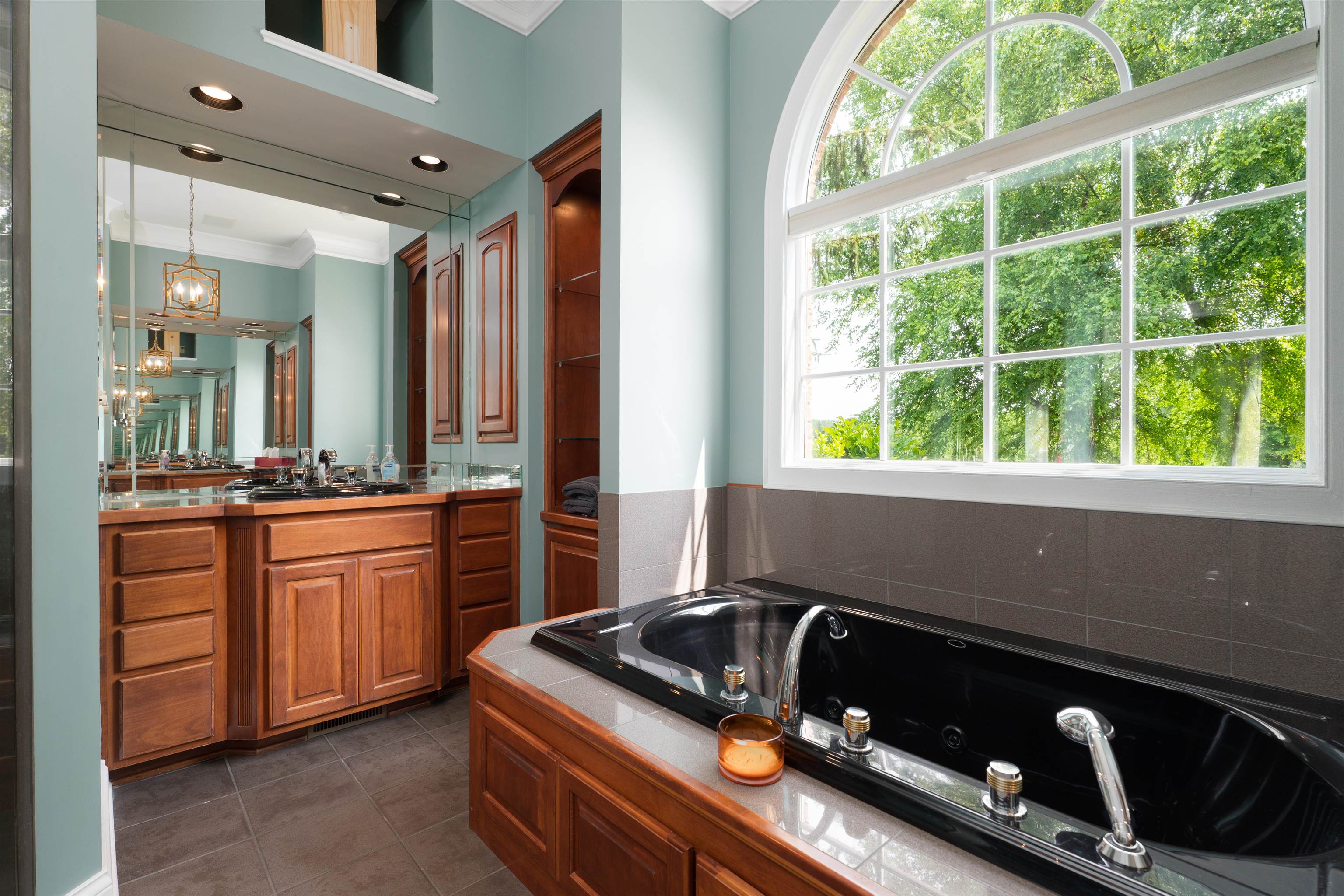 3038 Oak Knoll Cove, Owensboro, Kentucky 42303, 4 Bedrooms Bedrooms, ,2 BathroomsBathrooms,Single Family Residence,For Sale,Oak Knoll Cove,92263