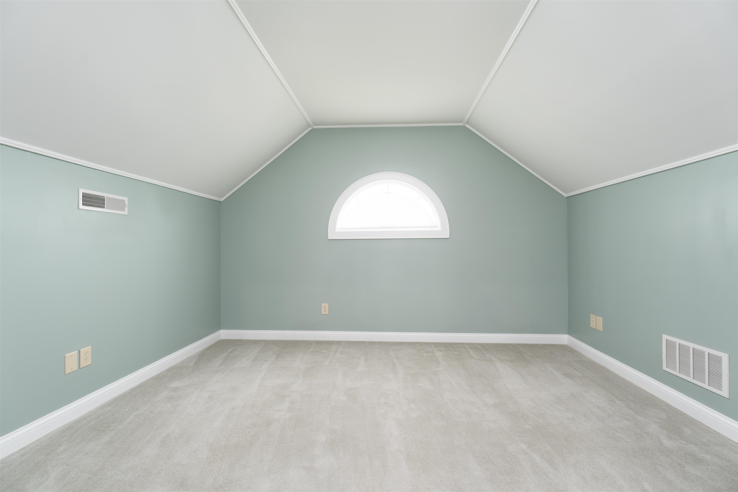 3038 Oak Knoll Cove, Owensboro, Kentucky 42303, 4 Bedrooms Bedrooms, ,2 BathroomsBathrooms,Single Family Residence,For Sale,Oak Knoll Cove,92263