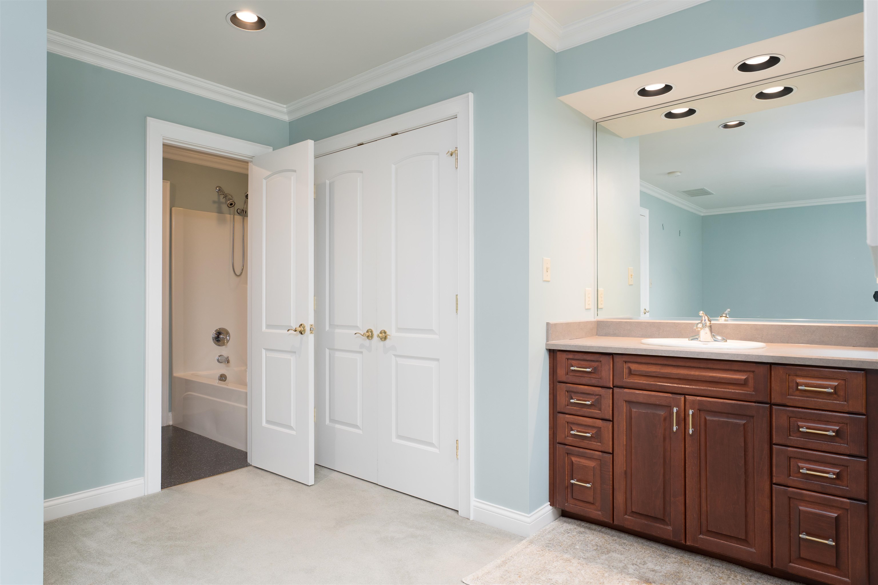3038 Oak Knoll Cove, Owensboro, Kentucky 42303, 4 Bedrooms Bedrooms, ,2 BathroomsBathrooms,Single Family Residence,For Sale,Oak Knoll Cove,92263