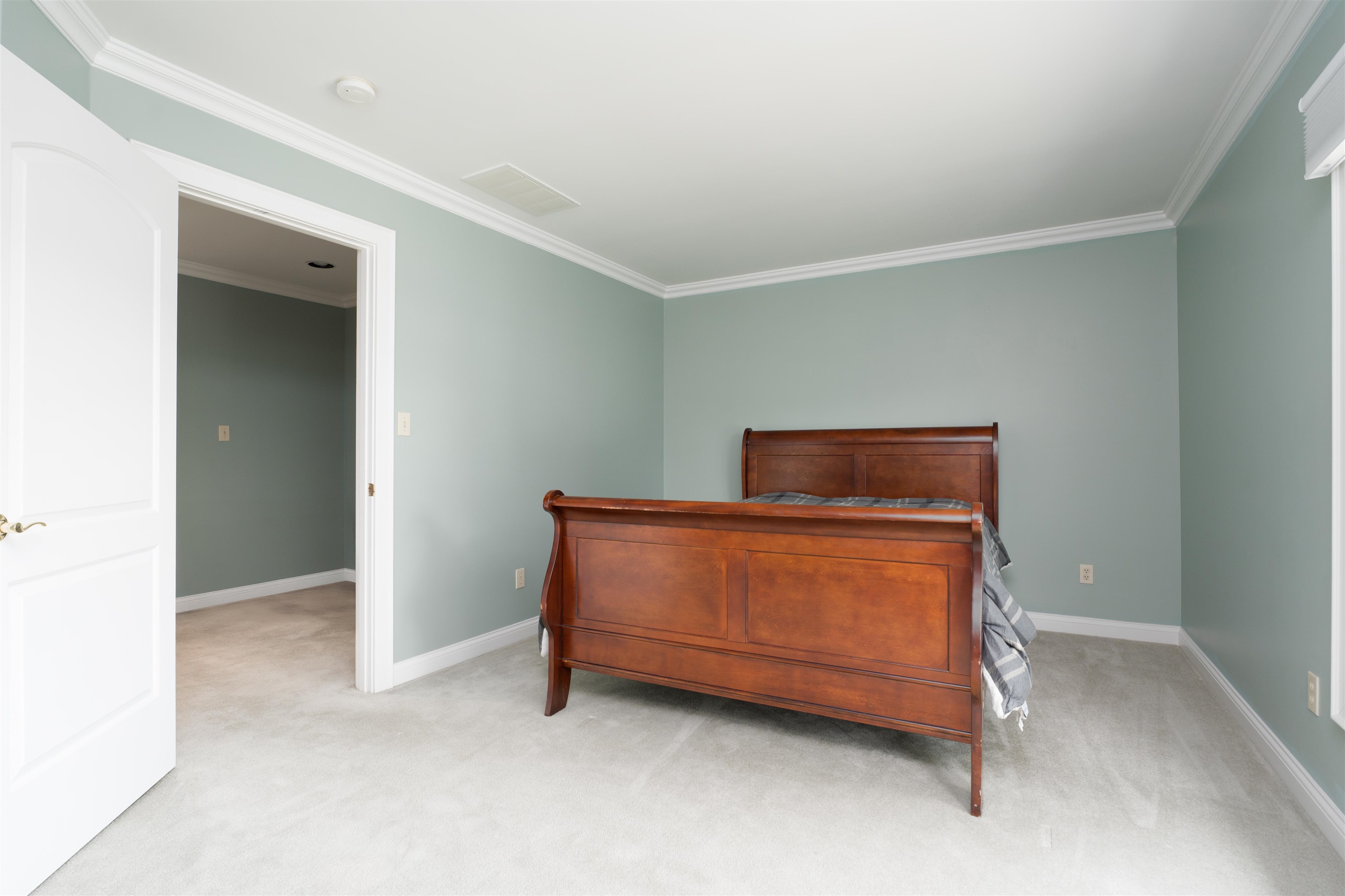 3038 Oak Knoll Cove, Owensboro, Kentucky 42303, 4 Bedrooms Bedrooms, ,2 BathroomsBathrooms,Single Family Residence,For Sale,Oak Knoll Cove,92263