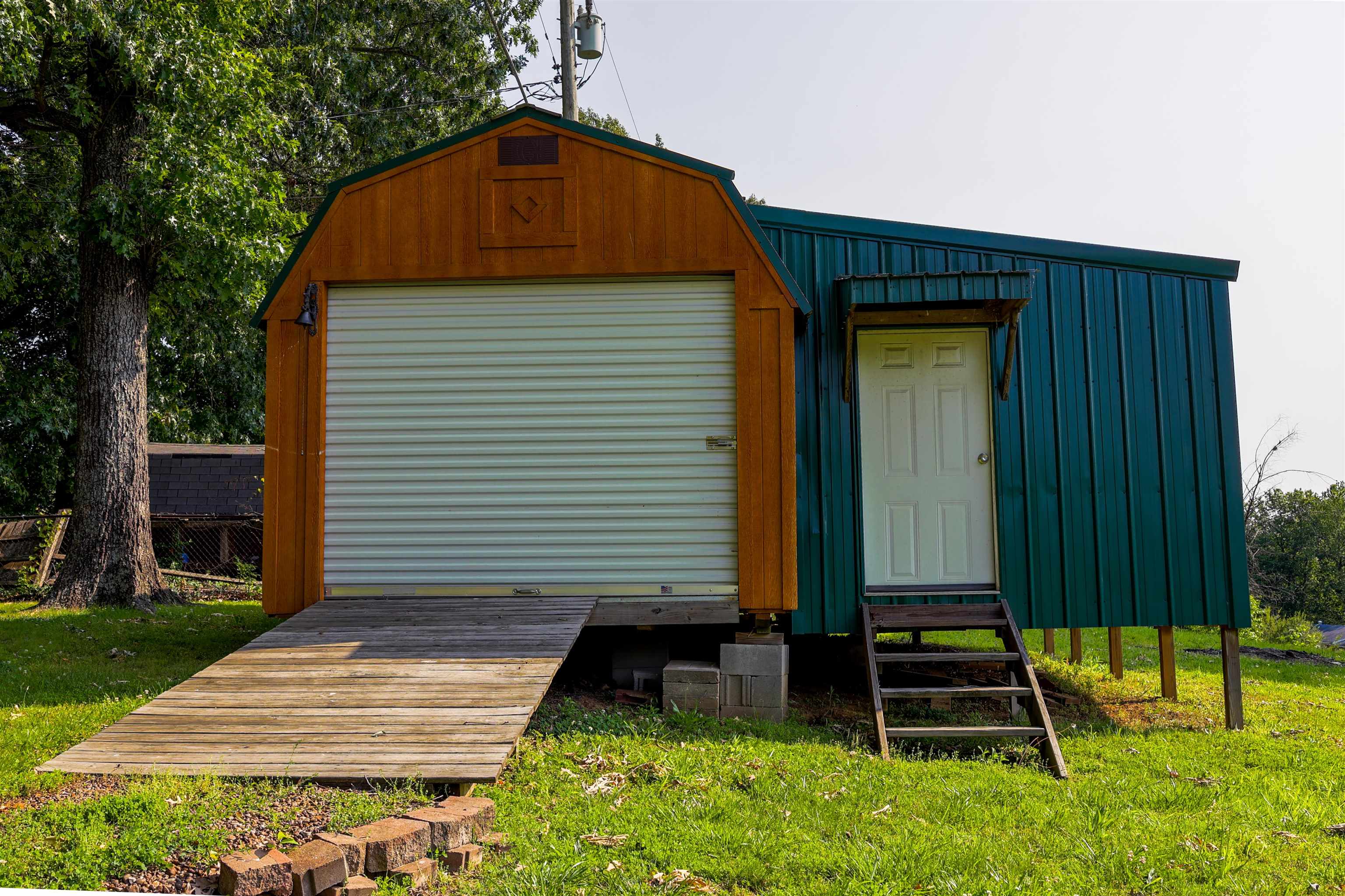 180 Old Hartford Road, Beaver Dam, Kentucky 42320, 4 Bedrooms Bedrooms, ,3 BathroomsBathrooms,Single Family Residence,For Sale,Old Hartford Road,92266