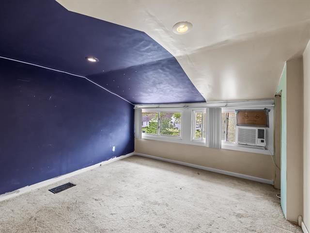 207 21st Street, Owensboro, Kentucky 42301, 4 Bedrooms Bedrooms, ,1 BathroomBathrooms,Single Family Residence,For Sale,21st Street,92269