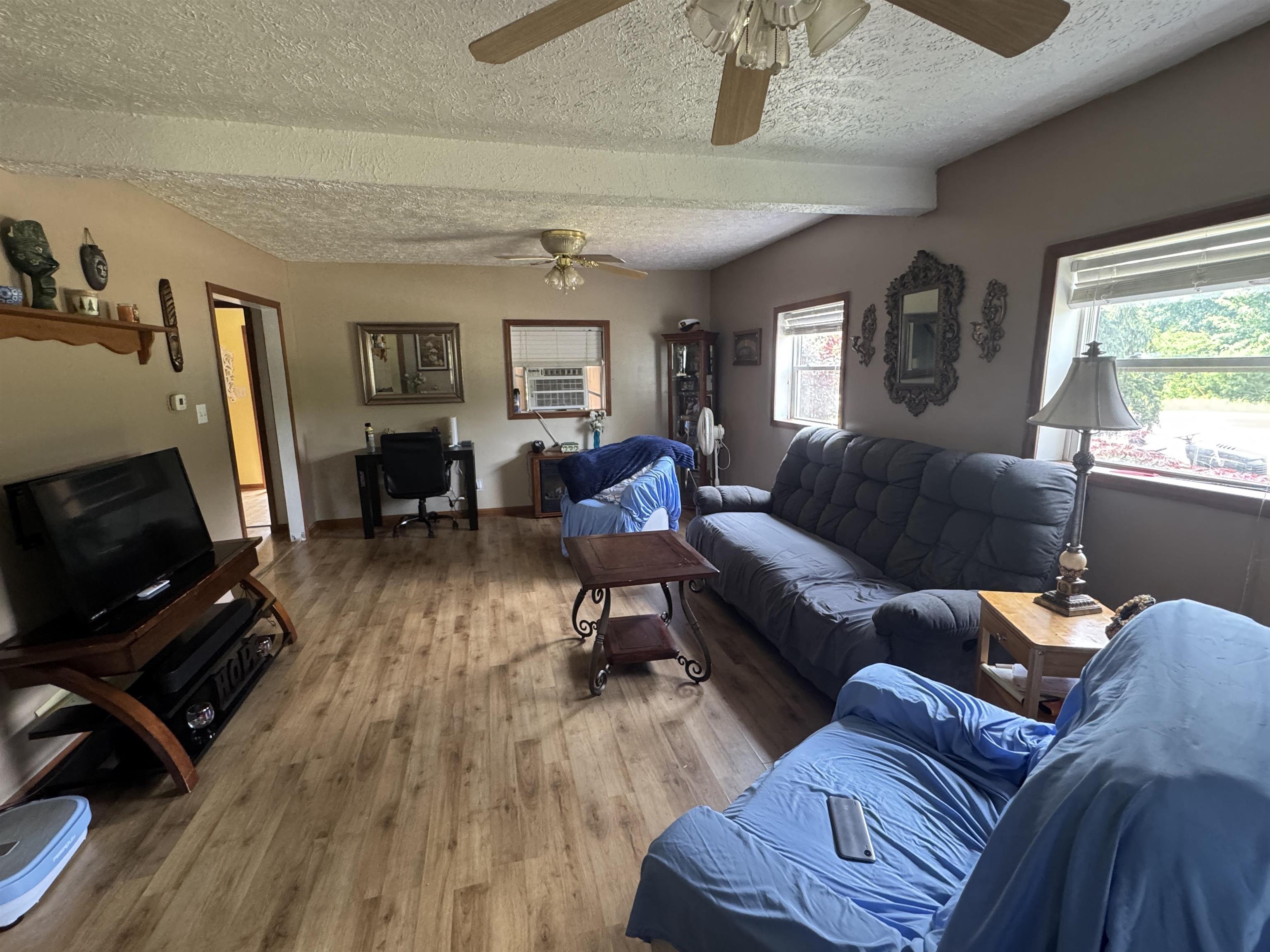 14512 Old State Road 37, Tell City, Indiana 47586, 3 Bedrooms Bedrooms, ,1 BathroomBathrooms,Single Family Residence,For Sale,Old State Road 37,92270
