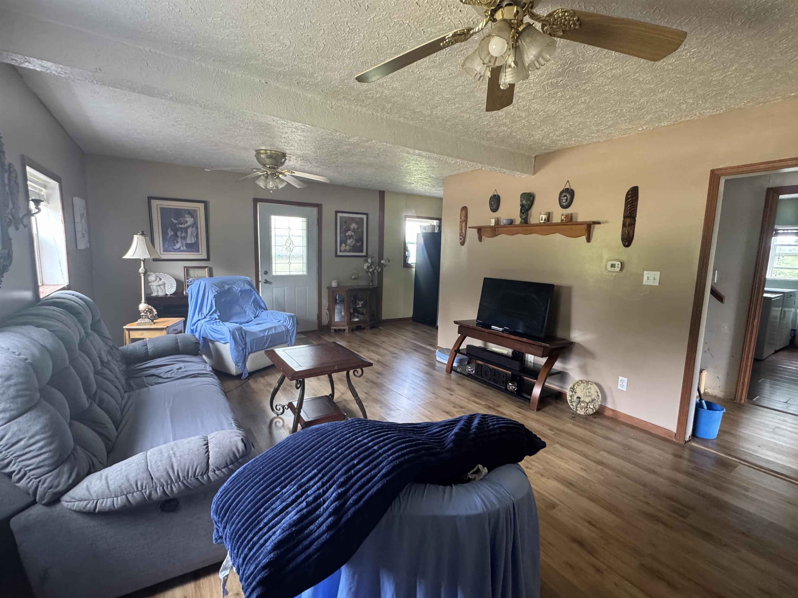 14512 Old State Road 37, Tell City, Indiana 47586, 3 Bedrooms Bedrooms, ,1 BathroomBathrooms,Single Family Residence,For Sale,Old State Road 37,92270