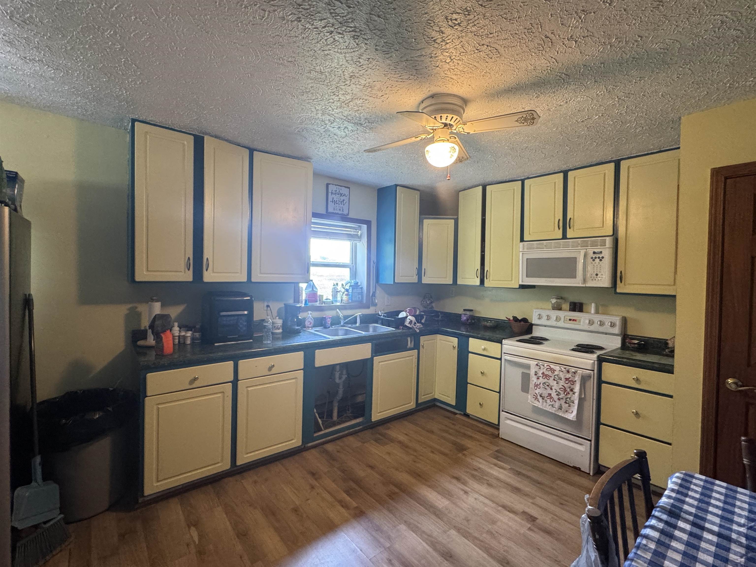 14512 Old State Road 37, Tell City, Indiana 47586, 3 Bedrooms Bedrooms, ,1 BathroomBathrooms,Single Family Residence,For Sale,Old State Road 37,92270