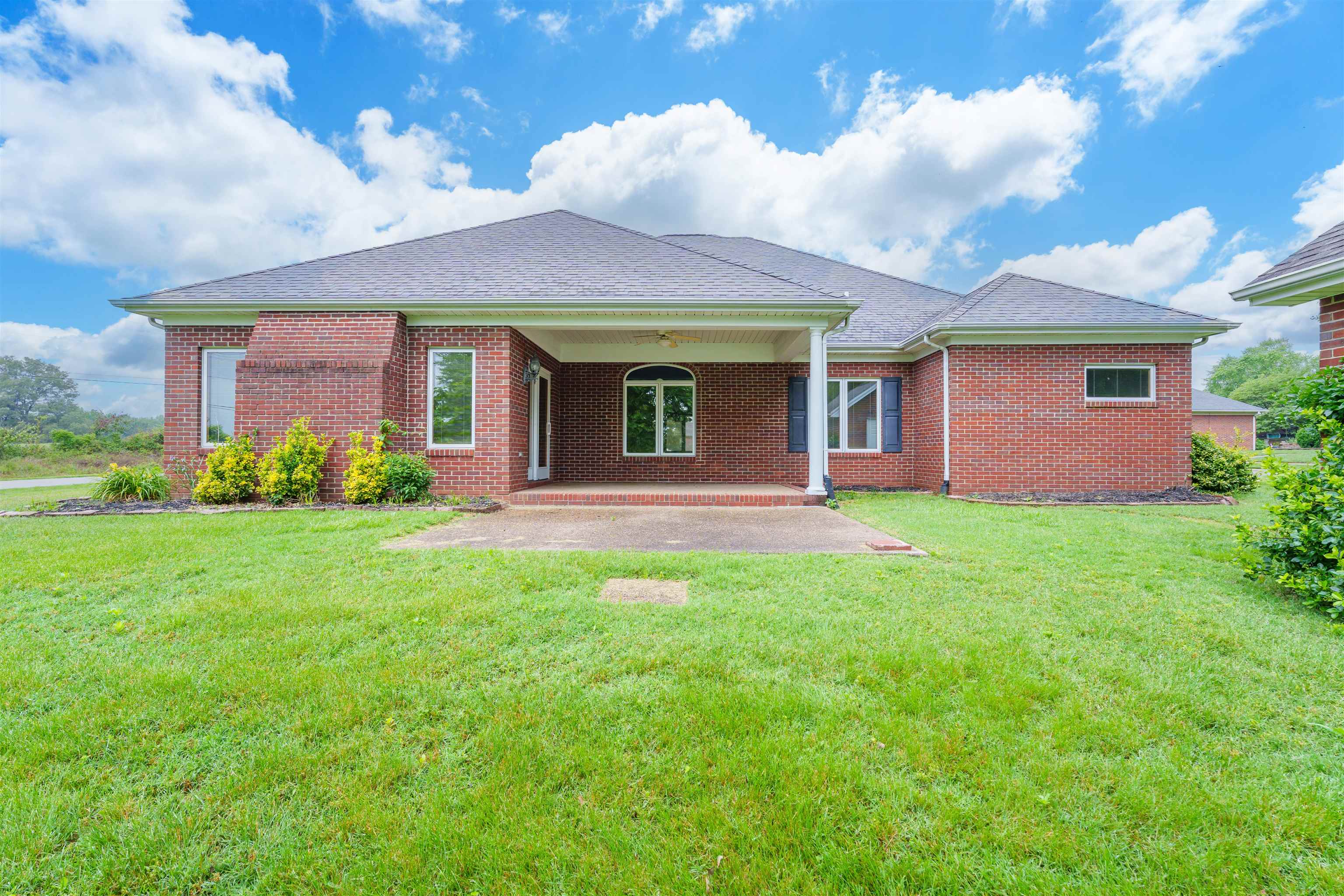 4591 Bridle Ridge Court, Owensboro, Kentucky 42303, 3 Bedrooms Bedrooms, ,2 BathroomsBathrooms,Single Family Residence,For Sale,Bridle Ridge Court,92271