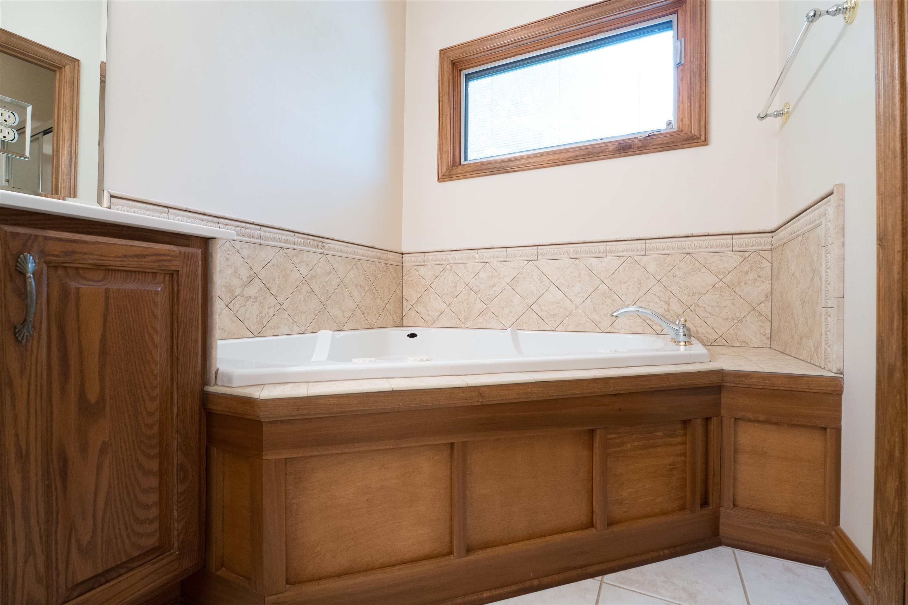 4591 Bridle Ridge Court, Owensboro, Kentucky 42303, 3 Bedrooms Bedrooms, ,2 BathroomsBathrooms,Single Family Residence,For Sale,Bridle Ridge Court,92271