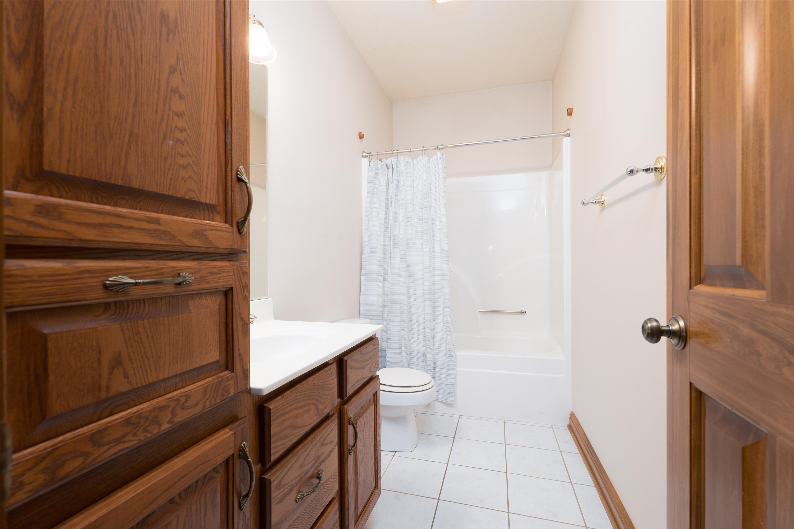 4591 Bridle Ridge Court, Owensboro, Kentucky 42303, 3 Bedrooms Bedrooms, ,2 BathroomsBathrooms,Single Family Residence,For Sale,Bridle Ridge Court,92271