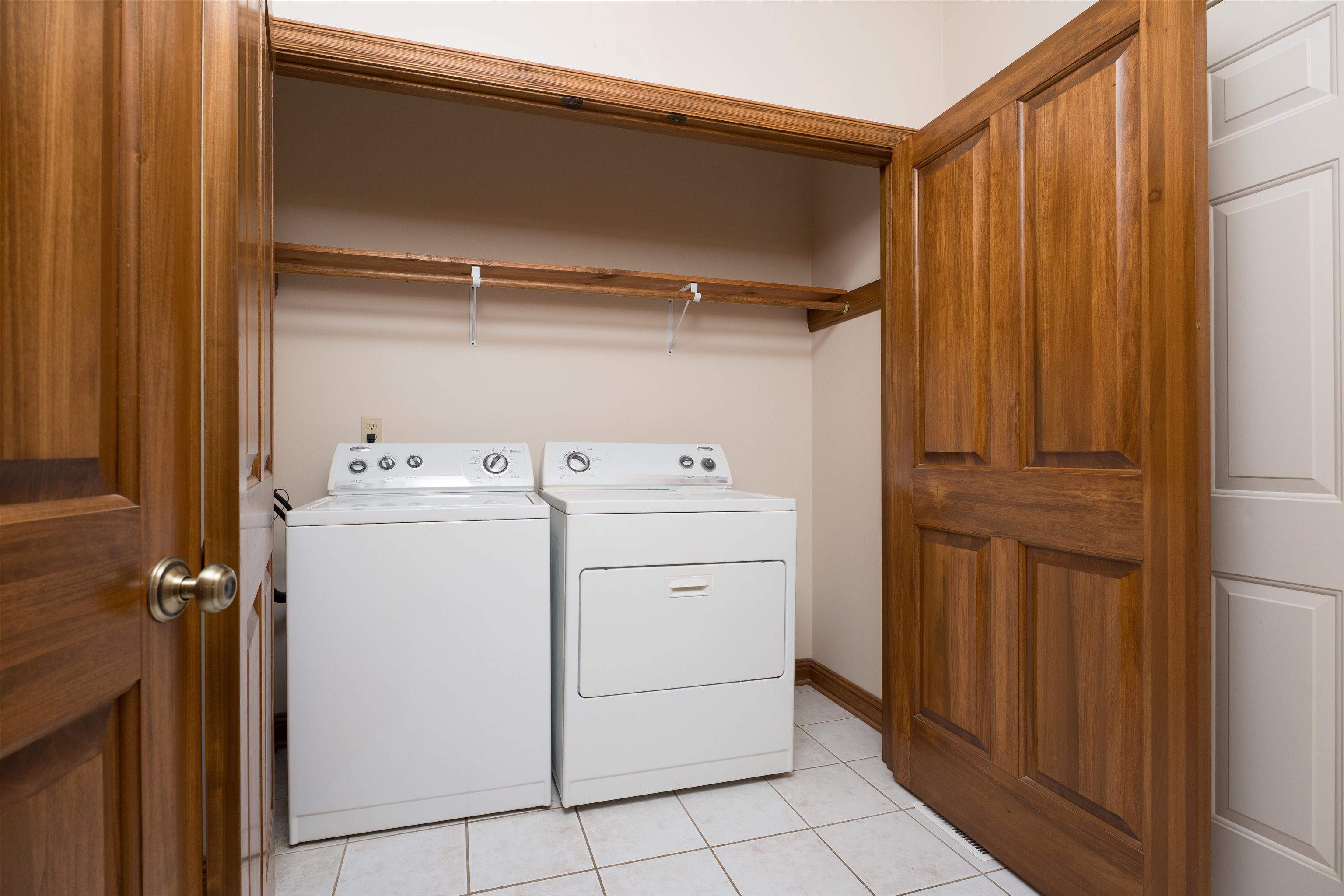 4591 Bridle Ridge Court, Owensboro, Kentucky 42303, 3 Bedrooms Bedrooms, ,2 BathroomsBathrooms,Single Family Residence,For Sale,Bridle Ridge Court,92271