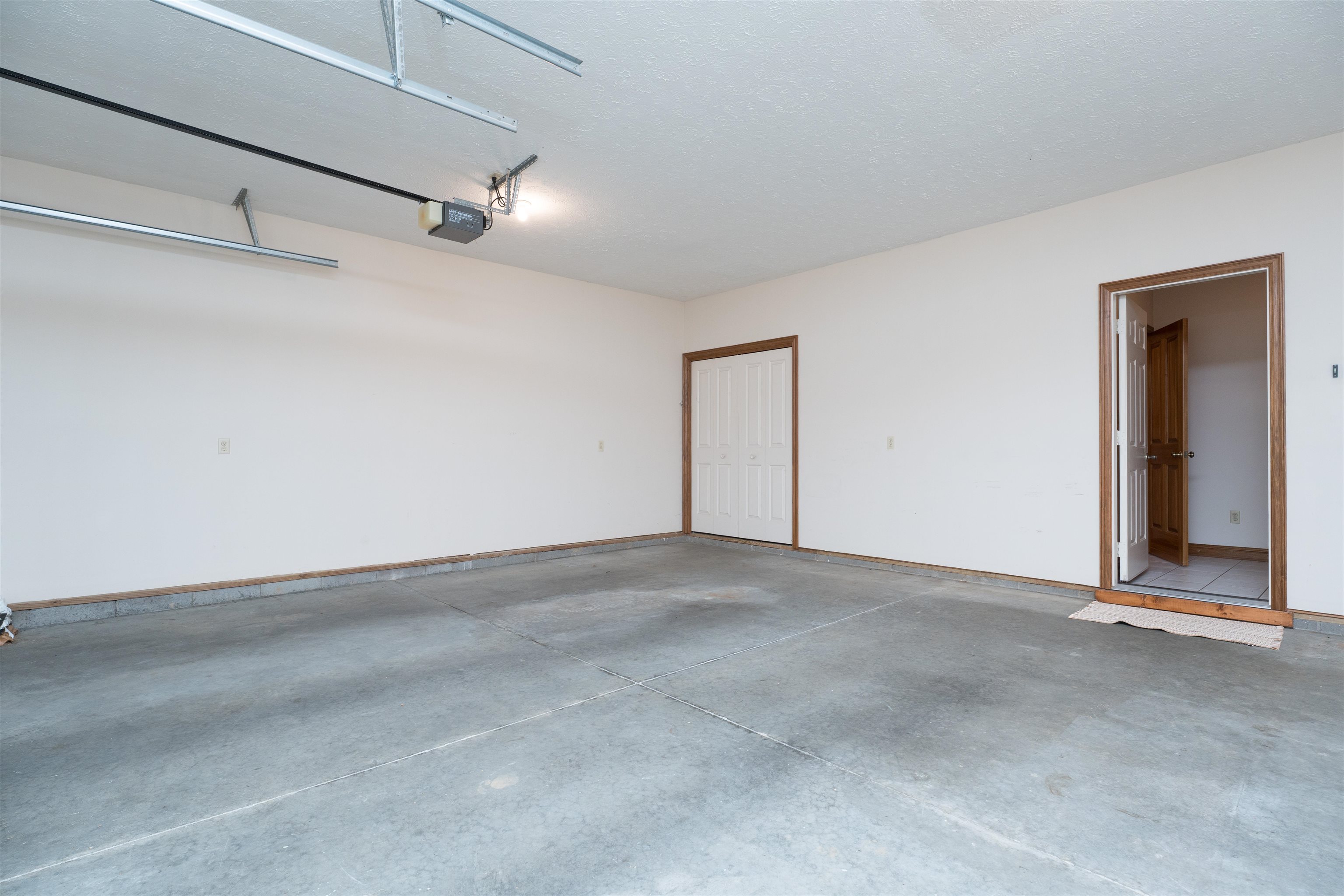 4591 Bridle Ridge Court, Owensboro, Kentucky 42303, 3 Bedrooms Bedrooms, ,2 BathroomsBathrooms,Single Family Residence,For Sale,Bridle Ridge Court,92271