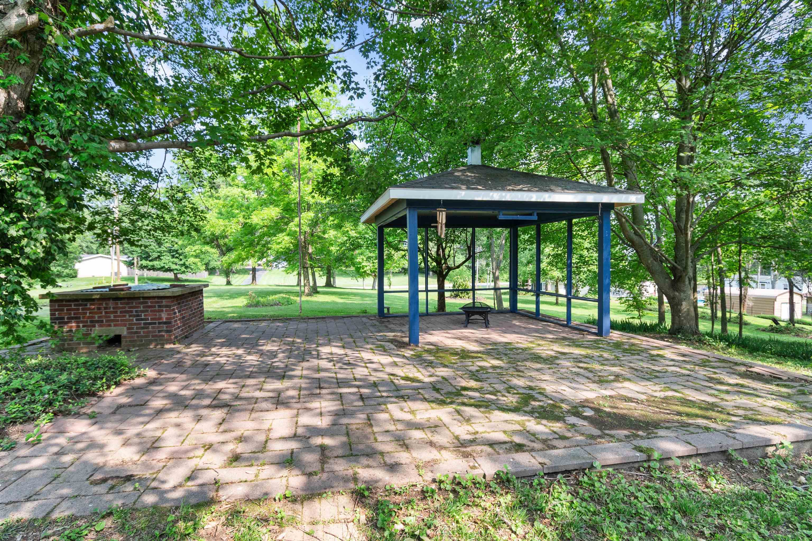 2611 Burton Rd., Utica, Kentucky 42376, 3 Bedrooms Bedrooms, ,2 BathroomsBathrooms,Single Family Residence,For Sale,Burton Rd.,92272