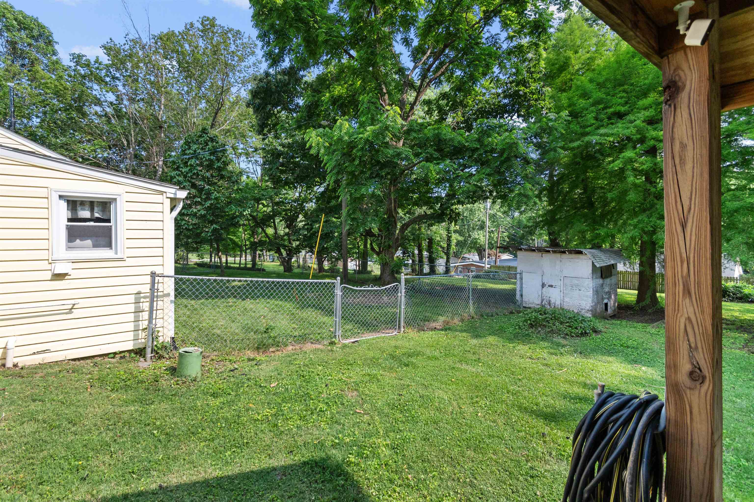 2611 Burton Rd., Utica, Kentucky 42376, 3 Bedrooms Bedrooms, ,2 BathroomsBathrooms,Single Family Residence,For Sale,Burton Rd.,92272