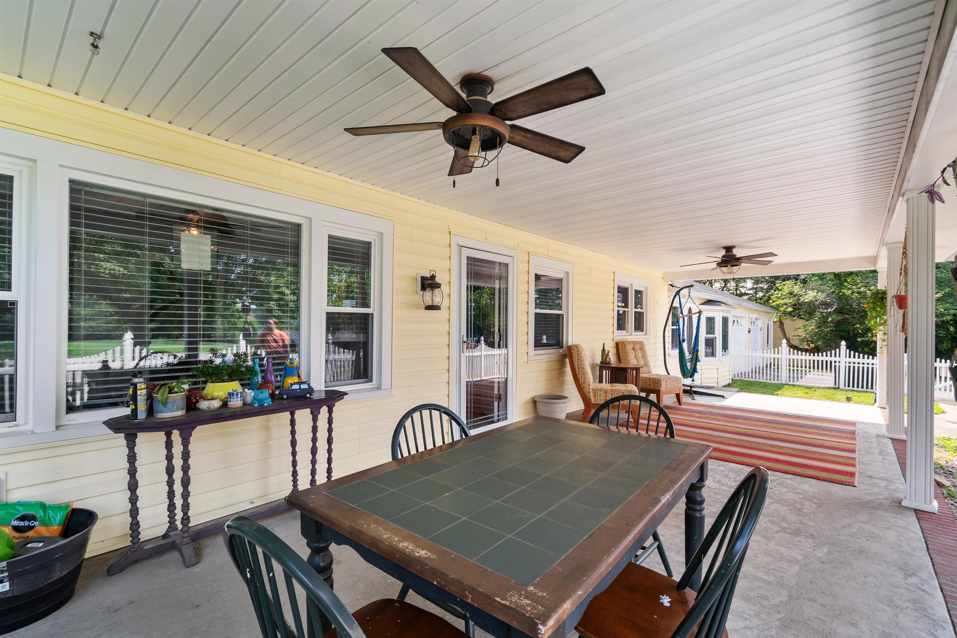 2611 Burton Rd., Utica, Kentucky 42376, 3 Bedrooms Bedrooms, ,2 BathroomsBathrooms,Single Family Residence,For Sale,Burton Rd.,92272