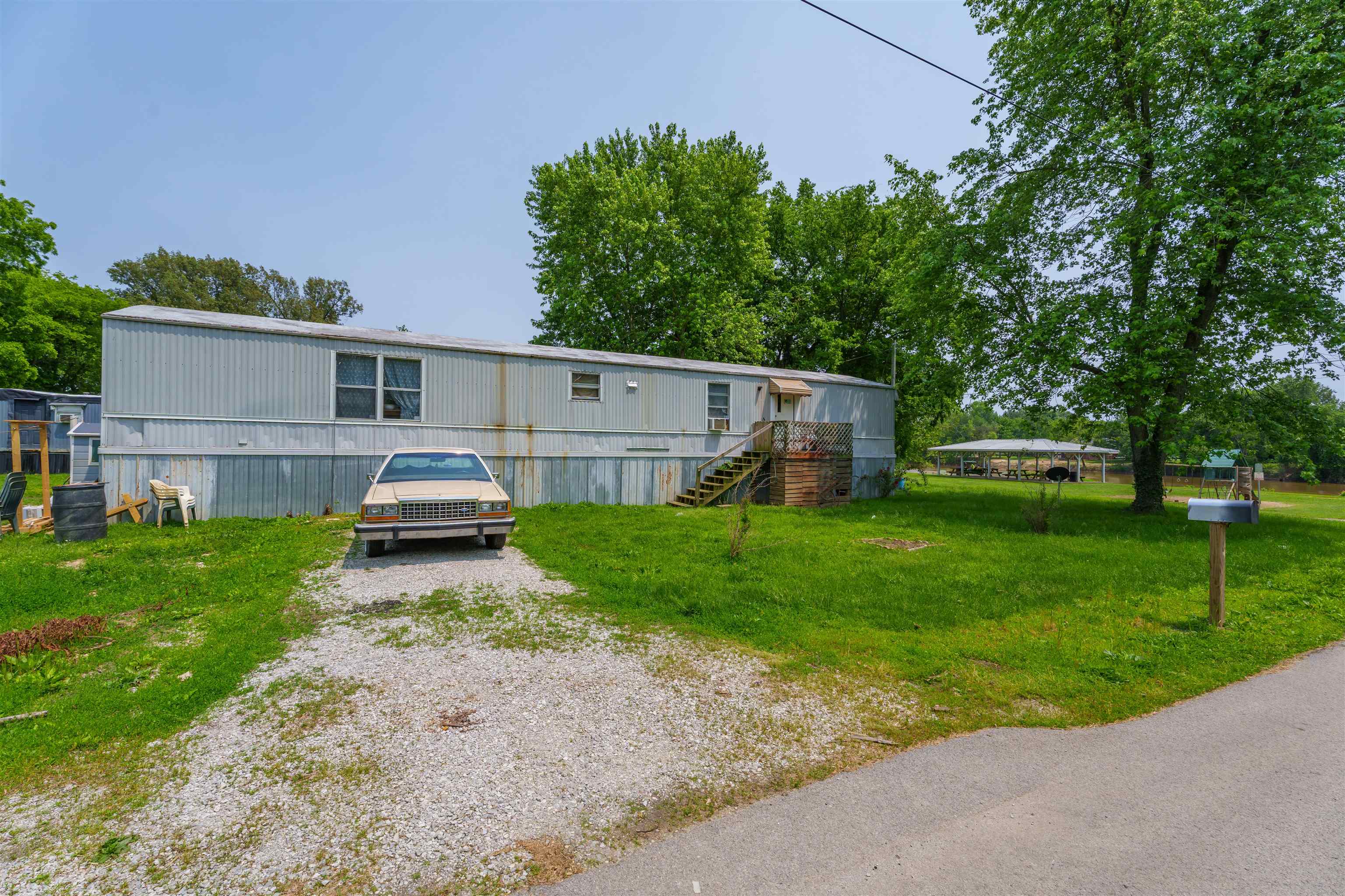110 Walnut St, Calhoun, Kentucky 42327, 2 Bedrooms Bedrooms, ,1 BathroomBathrooms,Manufactured Home,For Sale,Walnut St,92274