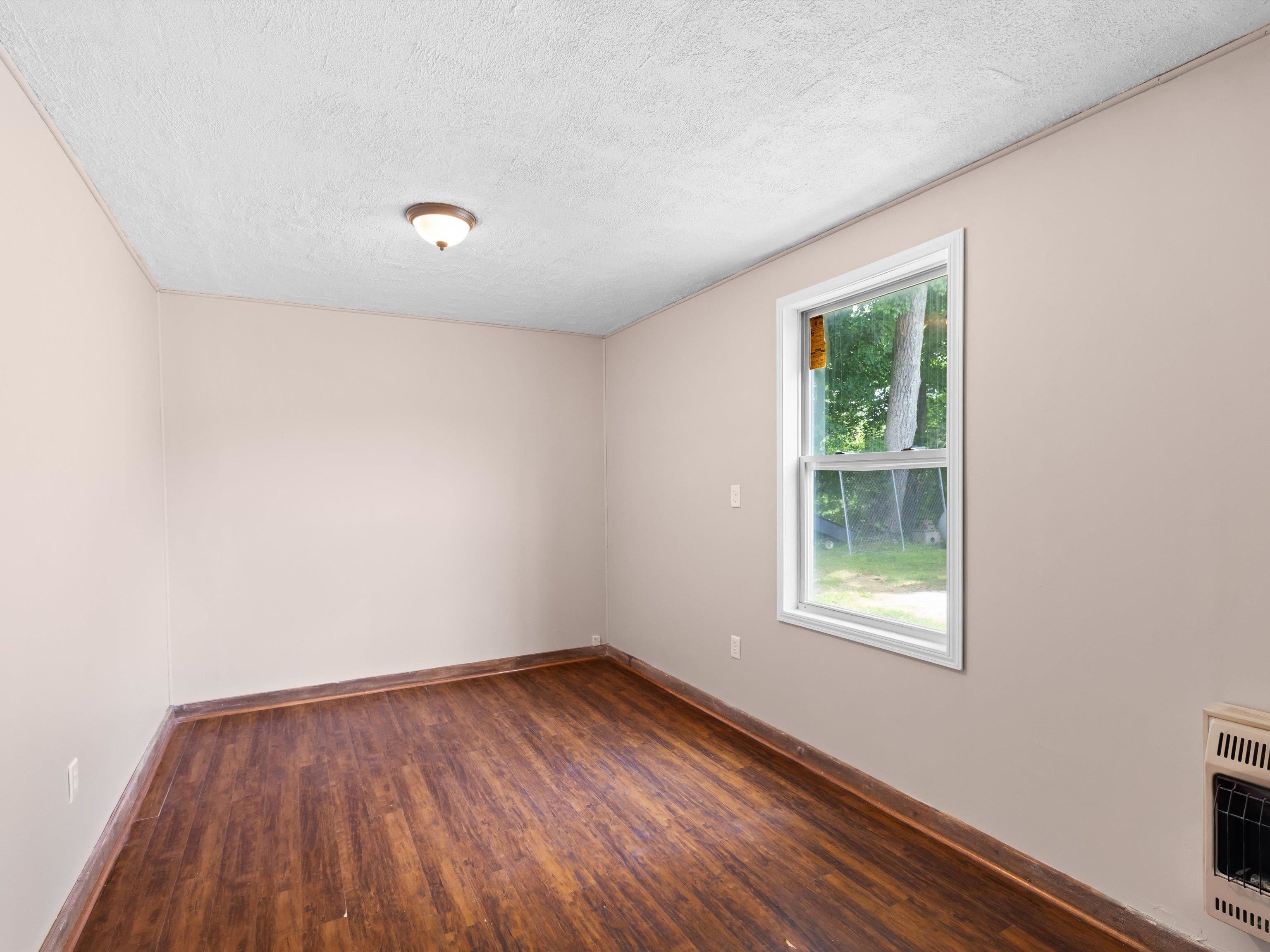 639 Clover Creek Cove Ln, Cloverport, Kentucky 40111, 2 Bedrooms Bedrooms, ,1 BathroomBathrooms,Single Family Residence,For Sale,Clover Creek Cove Ln,92276