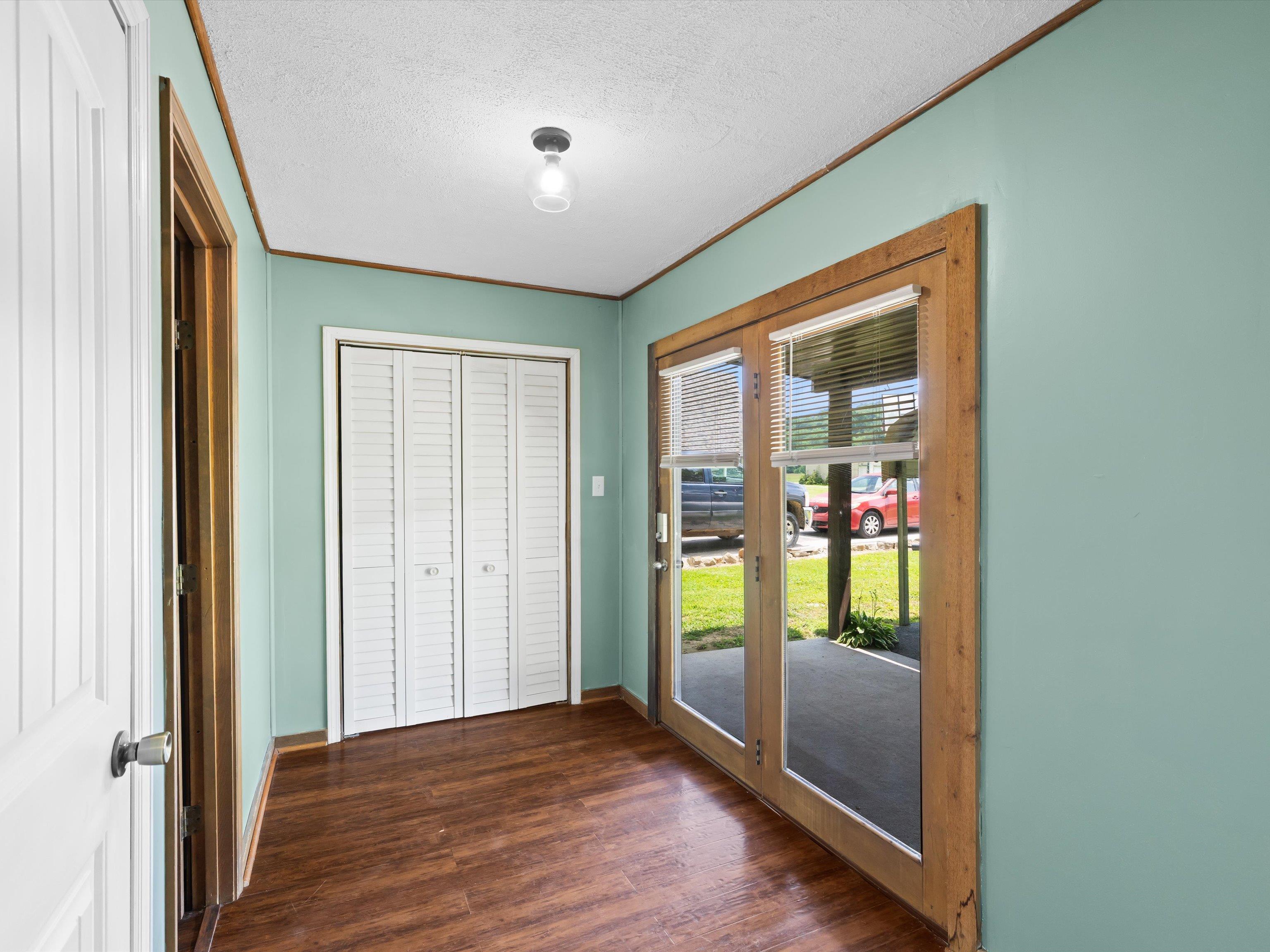 639 Clover Creek Cove Ln, Cloverport, Kentucky 40111, 2 Bedrooms Bedrooms, ,1 BathroomBathrooms,Single Family Residence,For Sale,Clover Creek Cove Ln,92276